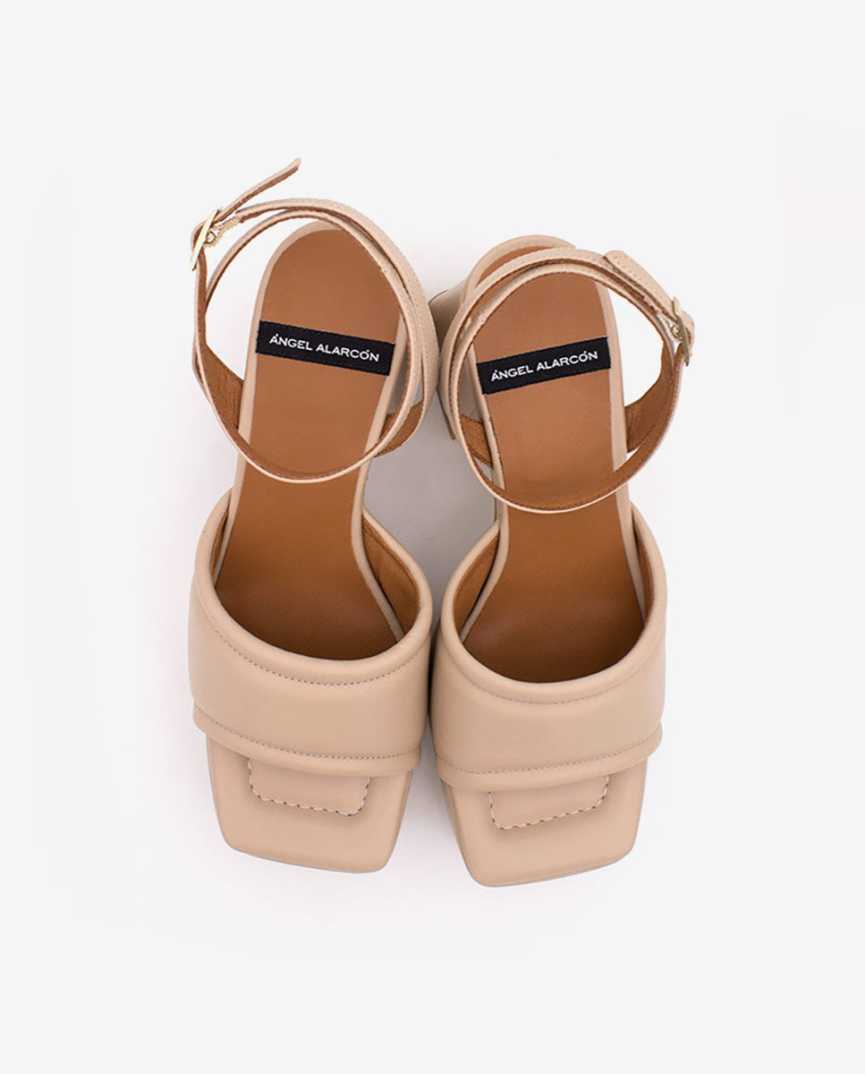 PATTY – Sandalia acolchada de tacón ancho y plataforma de piel – Talla 38 – Ángel Alarcón