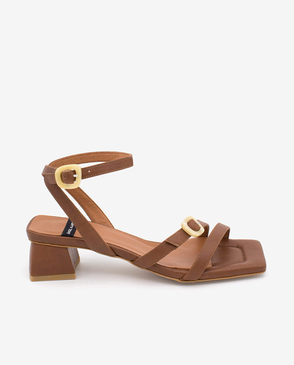ROBERTS – Sandalia de tacón multitiras con pulsera al tobillo de piel – marrón oscuro – Talla 39 – Ángel Alarcón