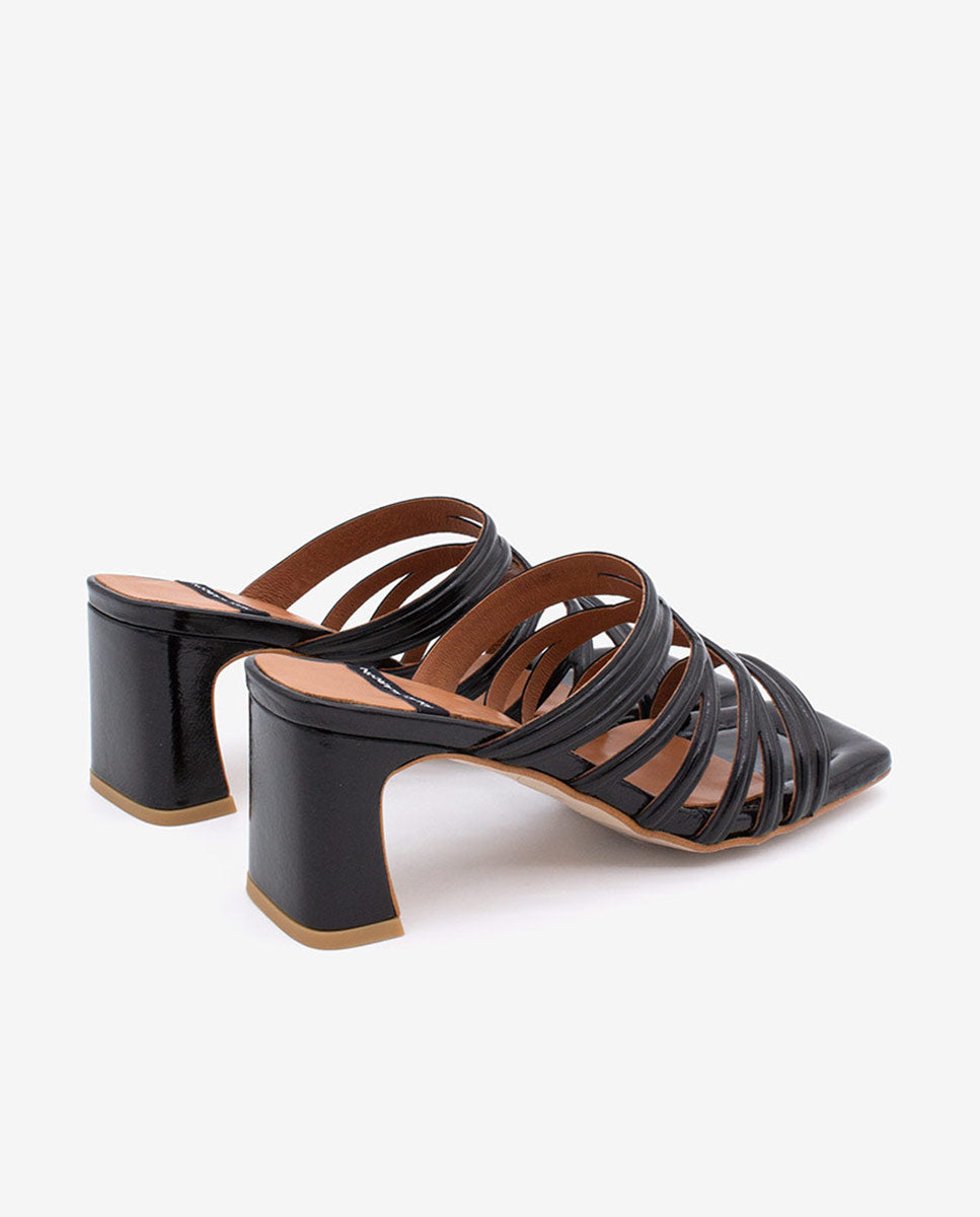 JEANNE - Sandalias de mujer con tacón de piel grabada – negro – Talla 38 – Ángel Alarcón