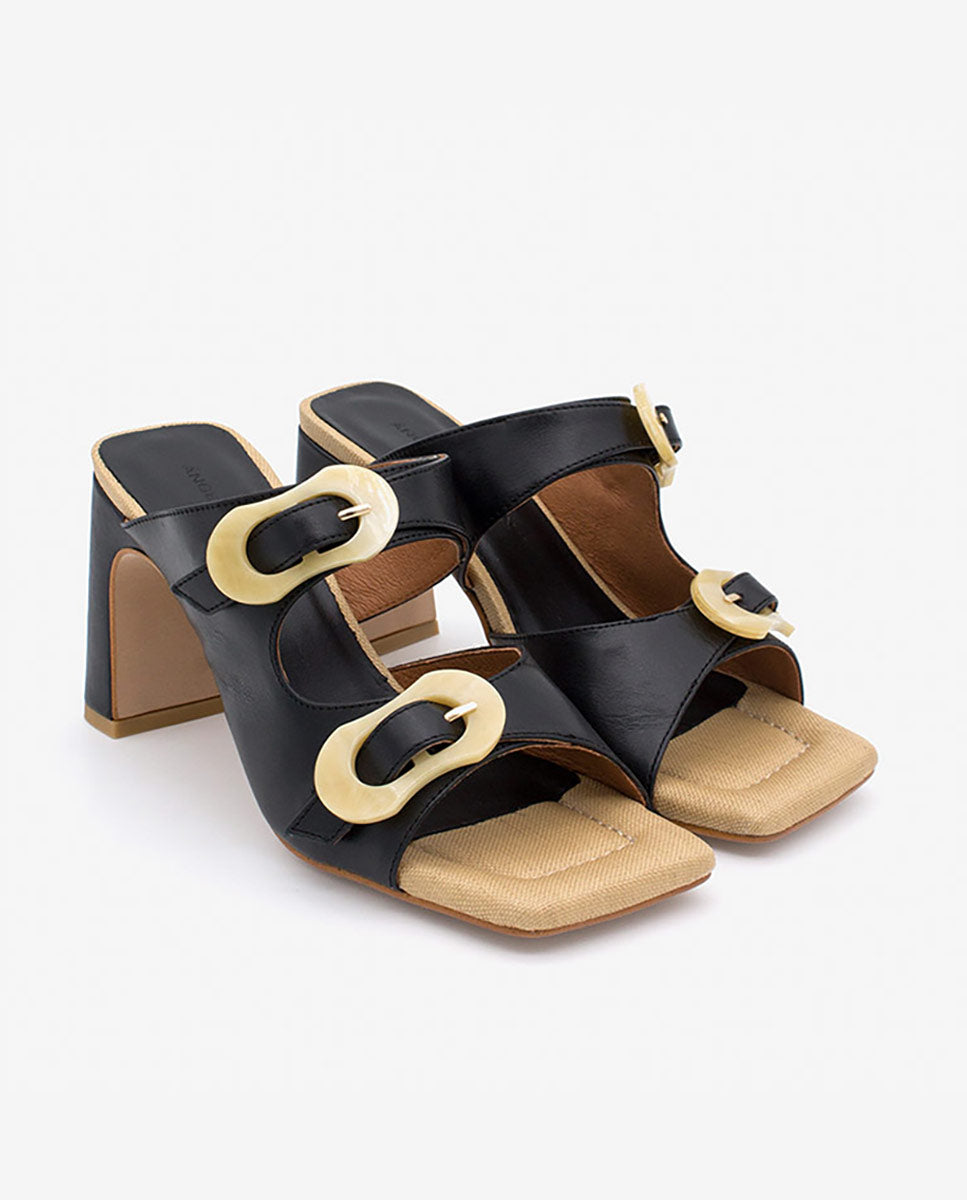 PALKE – Mule de tipo sandalia de piel con hebillas de carey y tacón alto – camel – Talla 35 – Ángel Alarcón