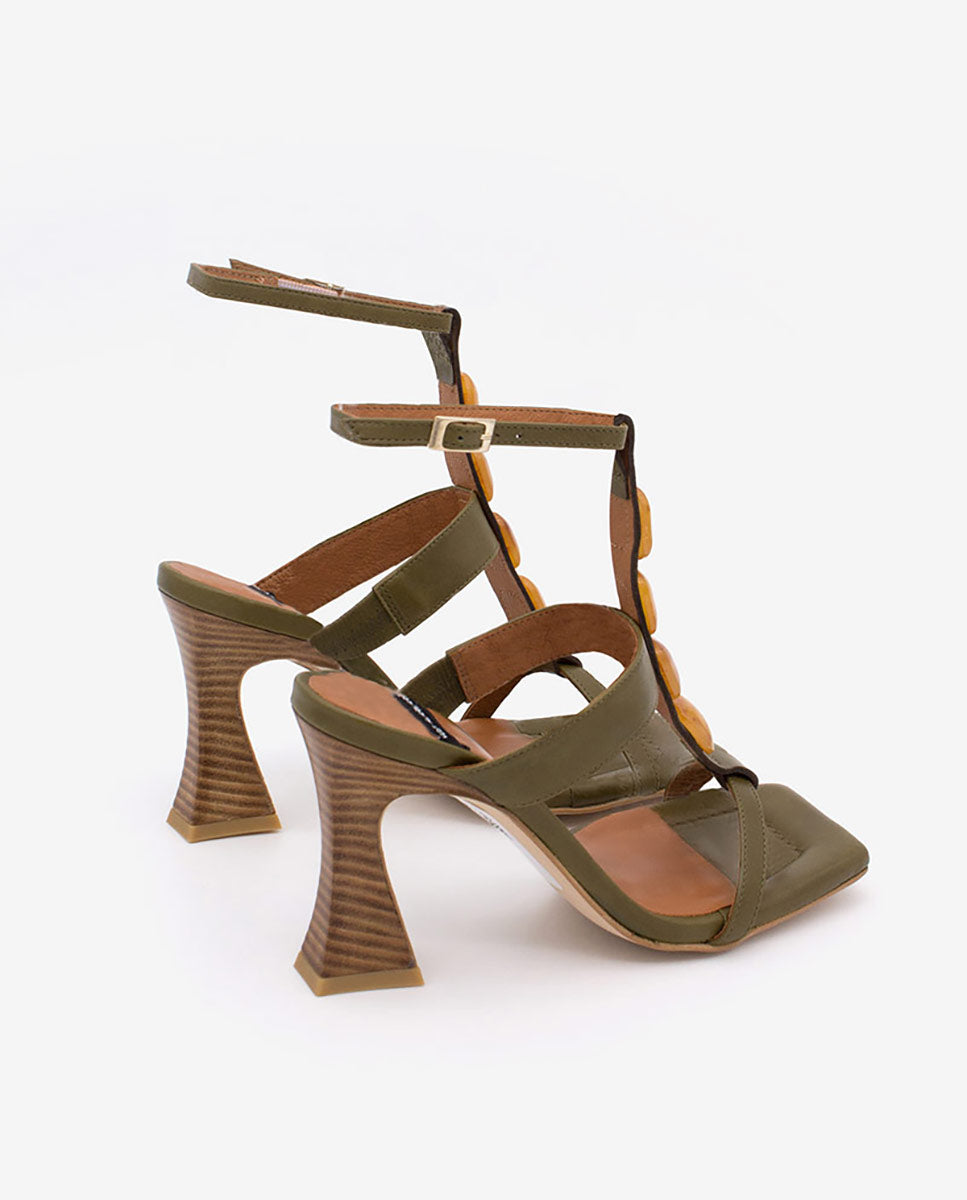 MASAL – Sandalia de piel T-strap con adorno carey con pulsera y tacón alto – Talla 39 – Ángel Alarcón