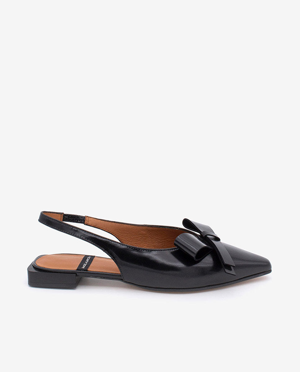 CHARLOTTE - Bailarinas destalonadas con adorno de lazo de piel brillante – negro – Talla 35 – Ángel Alarcón