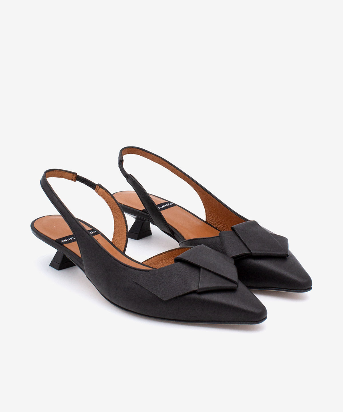 ALINE – Zapatos de salón destalonados de punta fina con lazo de piel – negro – Talla 39 – Ángel Alarcón