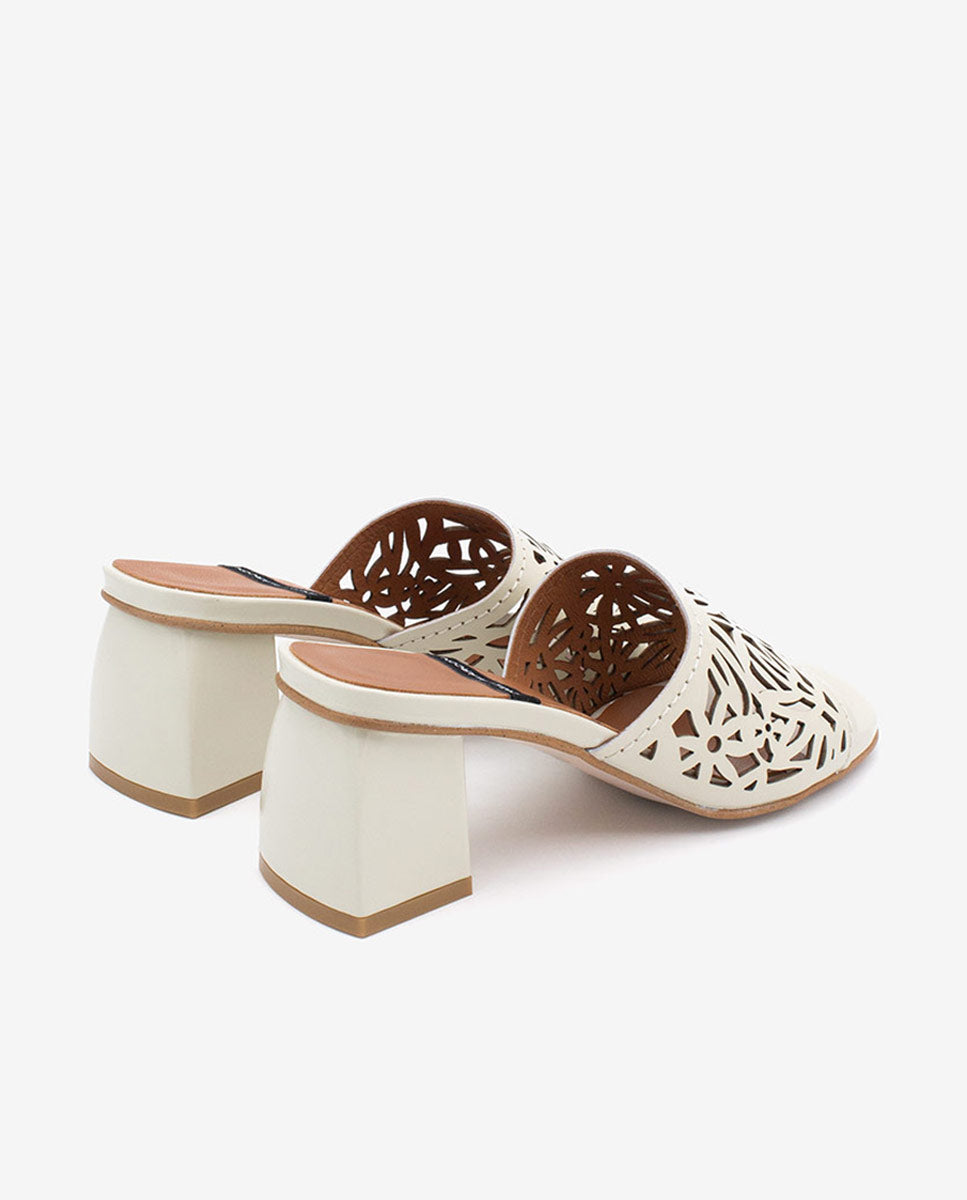 MARGUERITE - Mule de pala troquelada con tacón ancho en piel brillante – Talla 37 – Ángel Alarcón