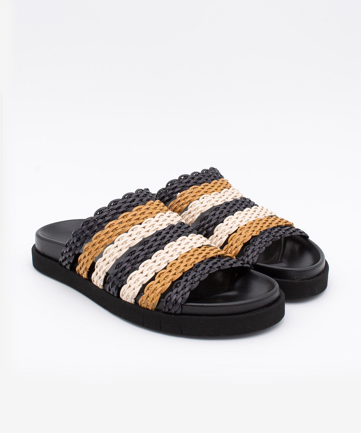 PATRICIA – Sandalia con pala trenzada multicolor y planta BIO - Zapatos Negros - Zapatos de mujer Ángel Alarcón - Women Shoes 2026