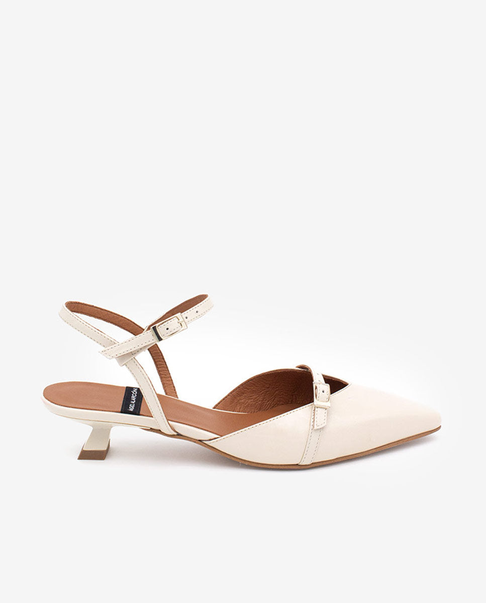 AMANDINE - Zapatos de salón sujetos al tobillo de tacón bajo de piel texturizada – beige – Talla 37 – Ángel Alarcón
