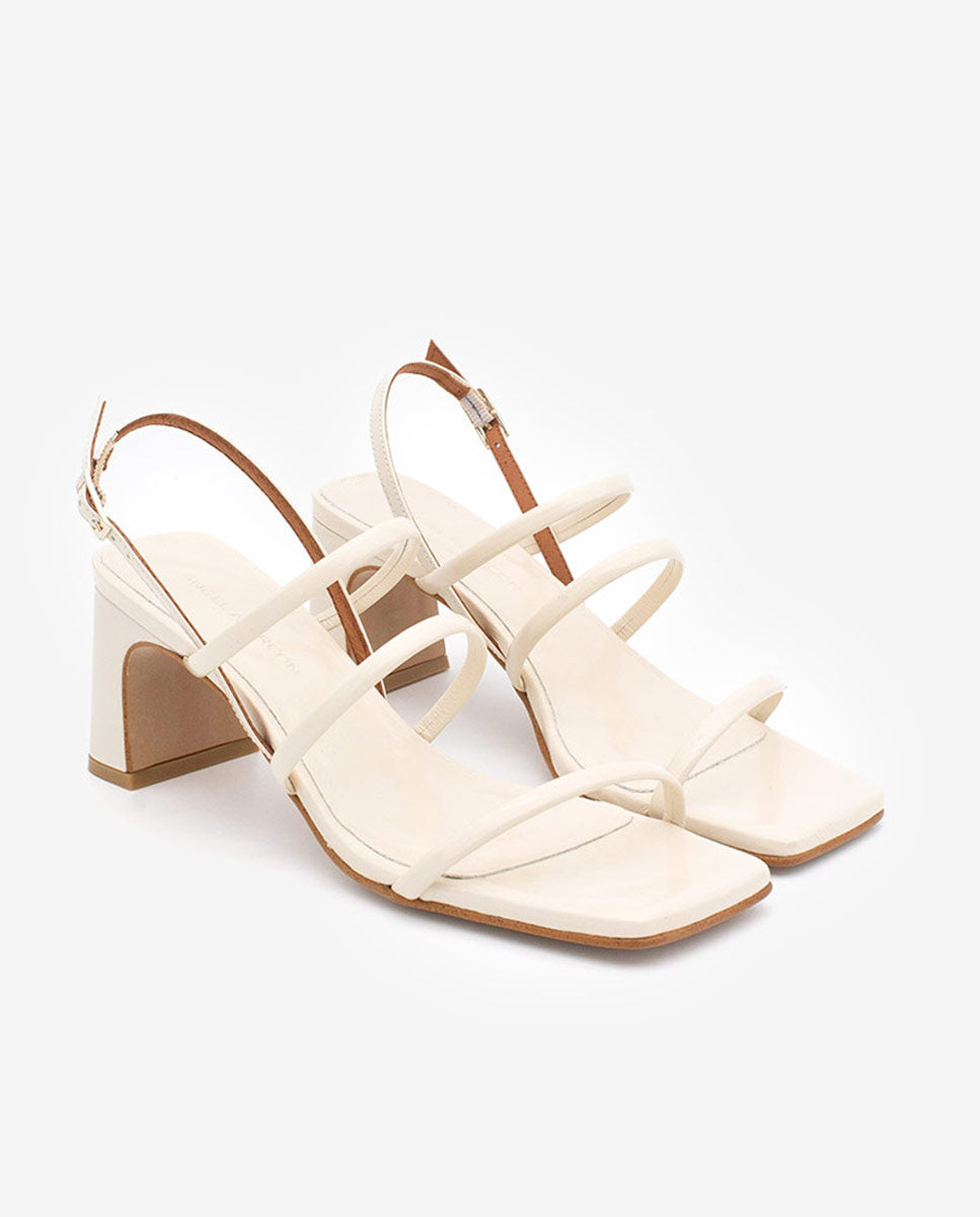 FABIENNE - Sandalia de tiras con tacón en piel texturizada – beige – Talla 38 – Ángel Alarcón