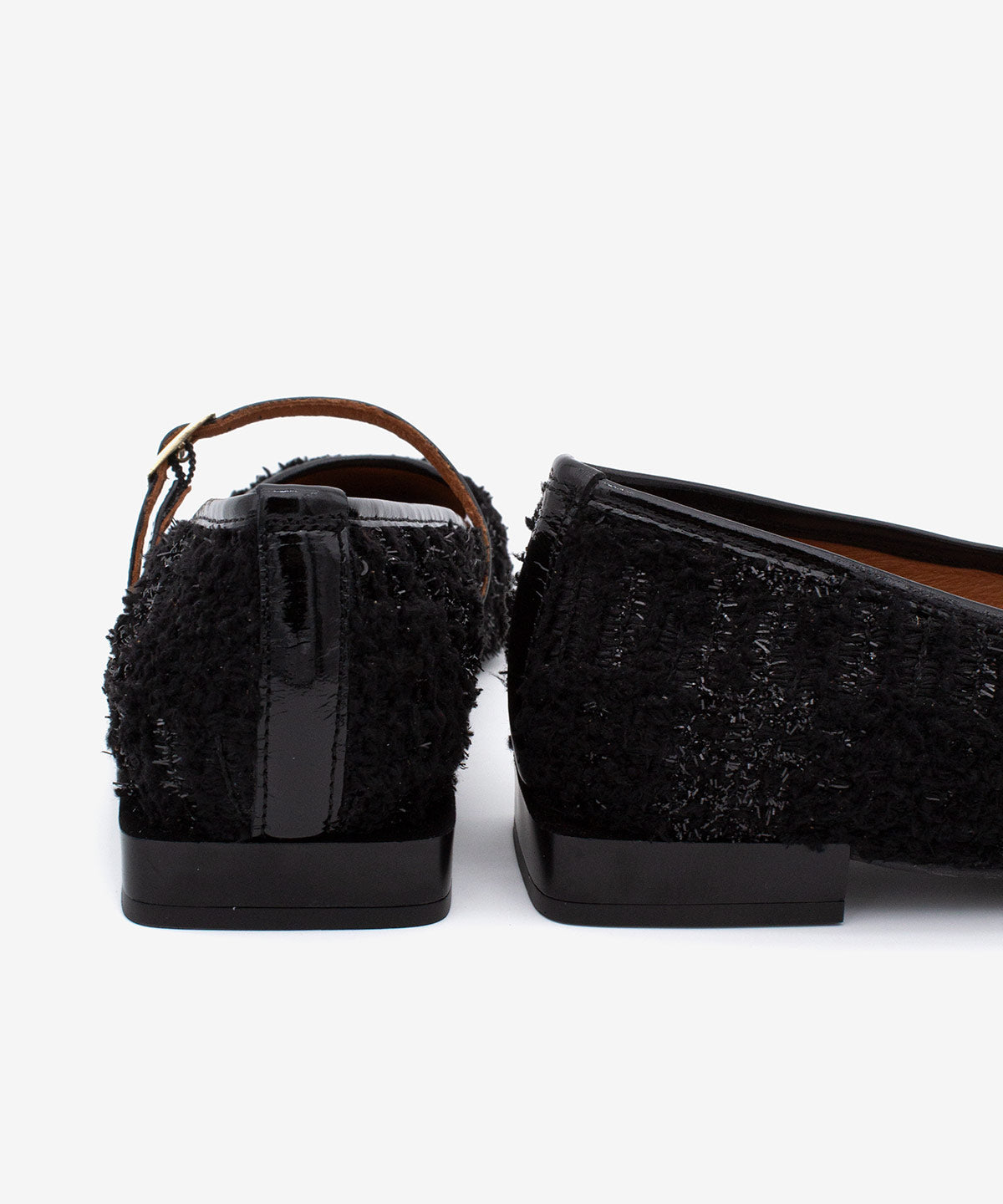 COLETTEX – Merceditas de piel con punta fina – negro – Talla 37 – Ángel Alarcón