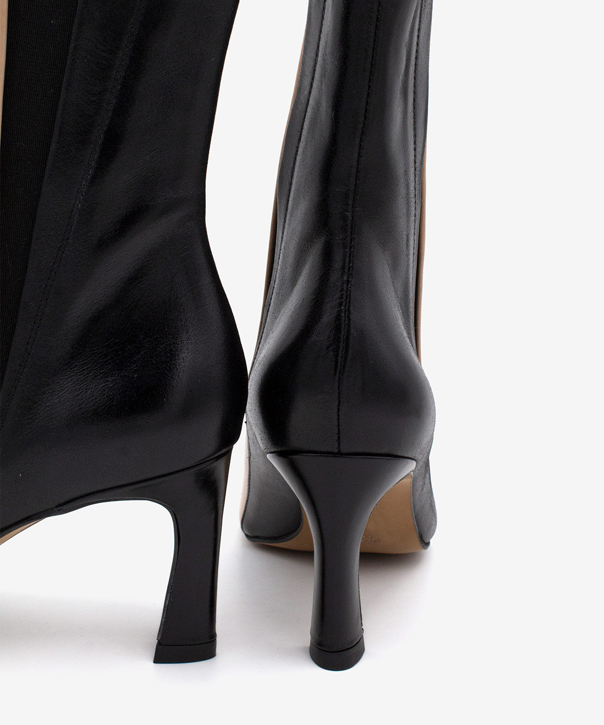 LILOU – Botines de piel bicolor con cierre elástico – negro – Talla 39 – Ángel Alarcón