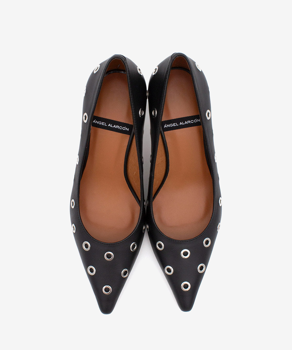 ADRIENE – Stiletto de mujer de piel elegante y moderno con tachas – negro – Talla 38 – Ángel Alarcón