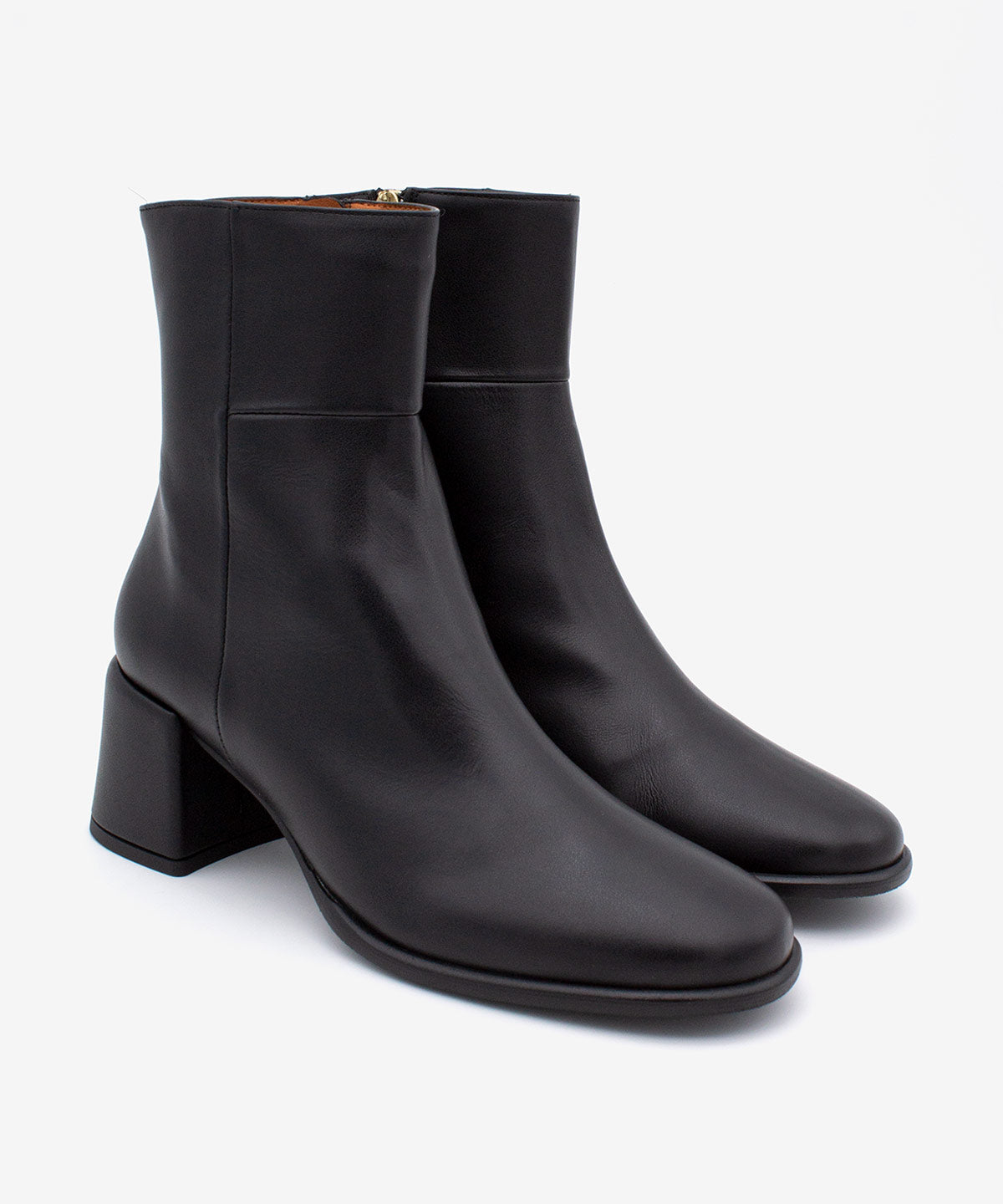 YTIMIA – Botín cómodo de mujer en piel – negro – Talla 36 – Ángel Alarcón
