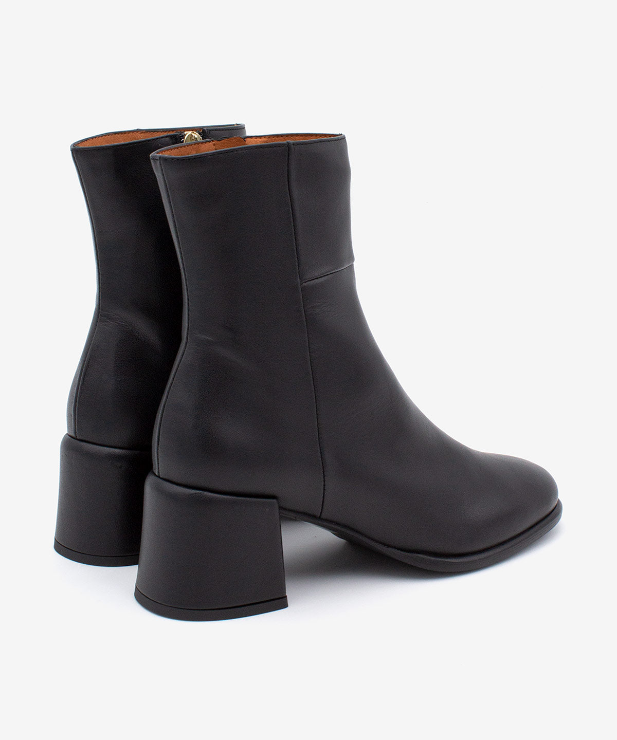 YTIMIA – Botín cómodo de mujer en piel – negro – Talla 37 – Ángel Alarcón