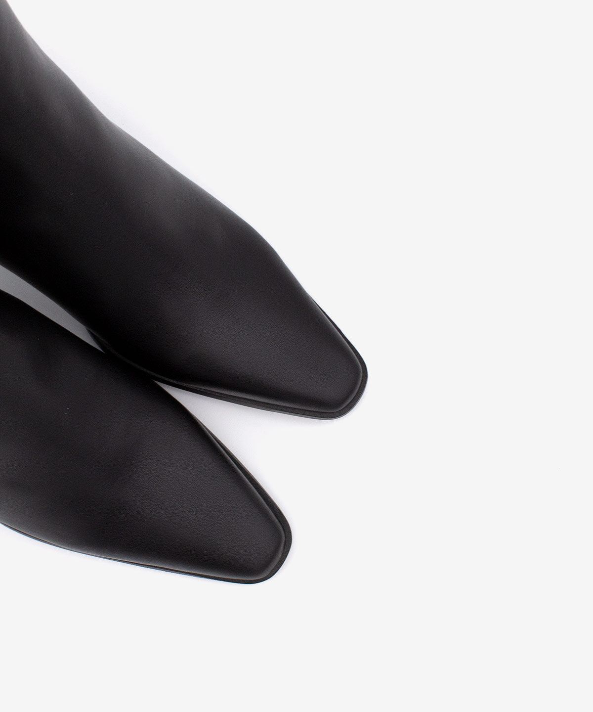SANNA – Botín de mujer con elástico y cremallera de piel – negro – Talla 39 – Ángel Alarcón