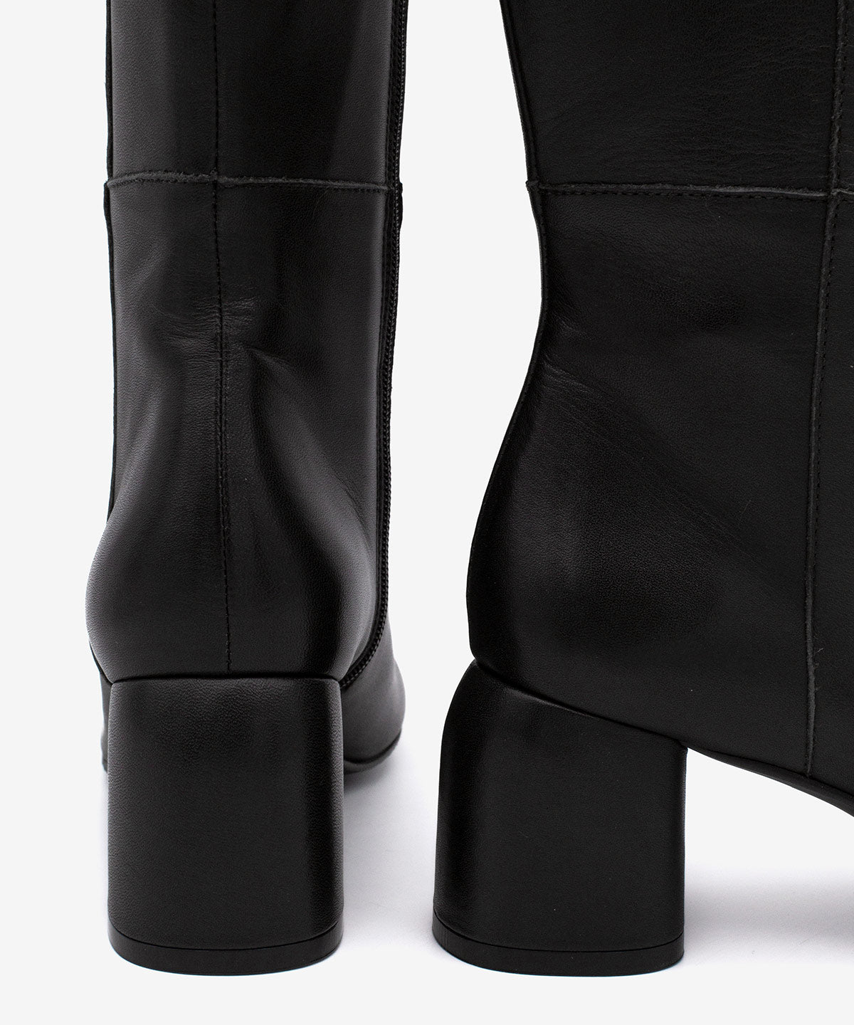 CHARLINE – Botín de mujer con tacón ancho y cremallera de piel suave – negro – Talla 41 – Ángel Alarcón