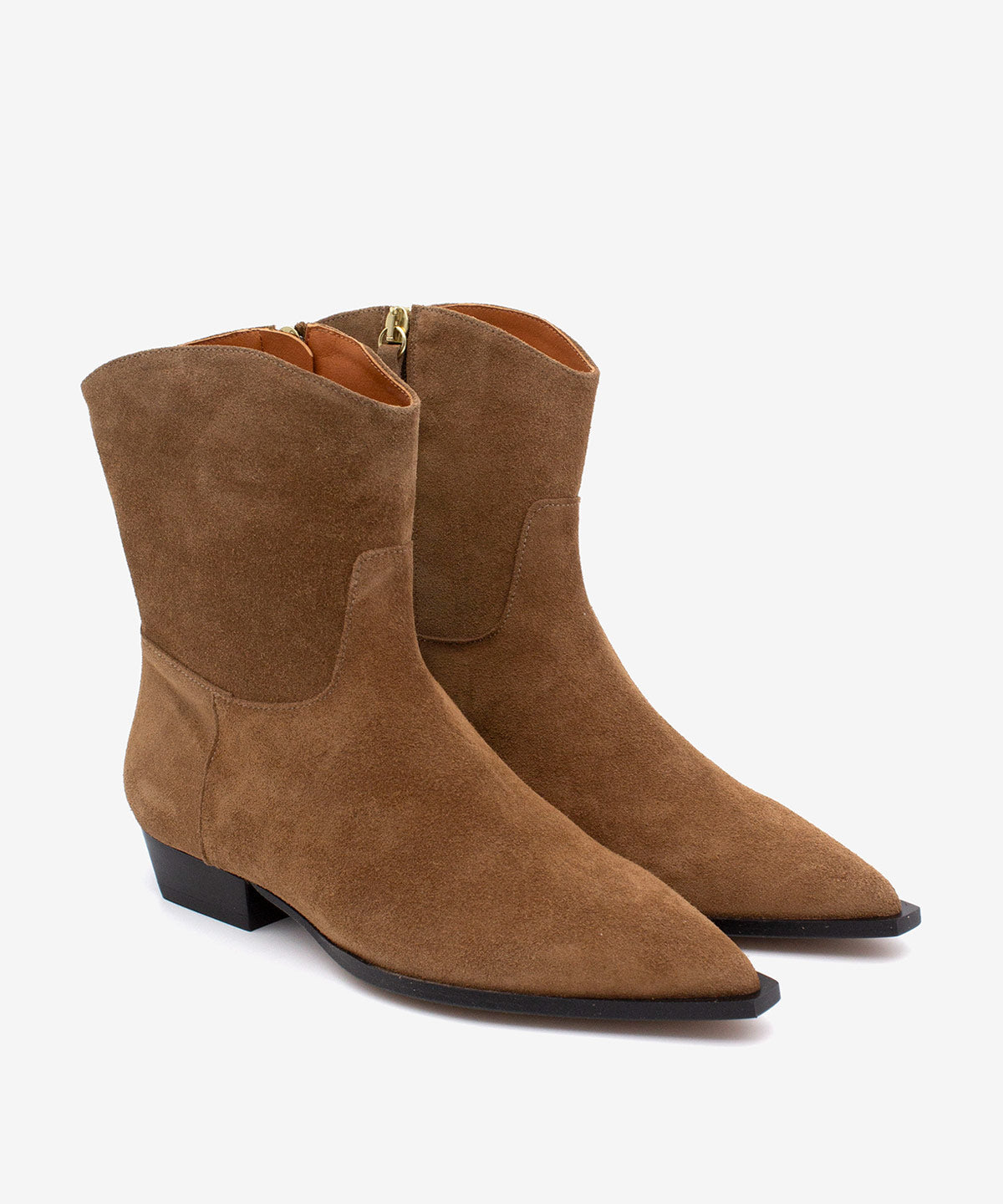 LAURIE – Botín de mujer tipo cowboy con cremallera interna de serraje – camel – Talla 36 – Ángel Alarcón