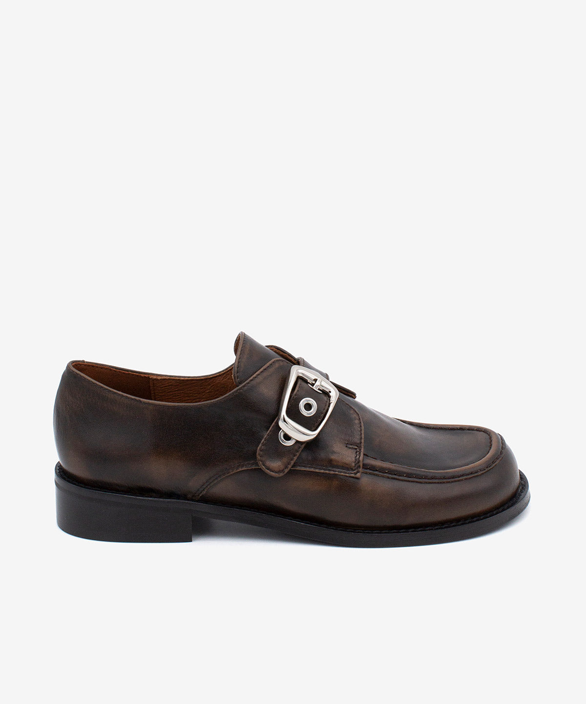 GISELLE - Mocasín de tacón bajo con hebilla en piel cepillada - Zapatos taupe - Zapatos de mujer Ángel Alarcón - Women Shoes 2026