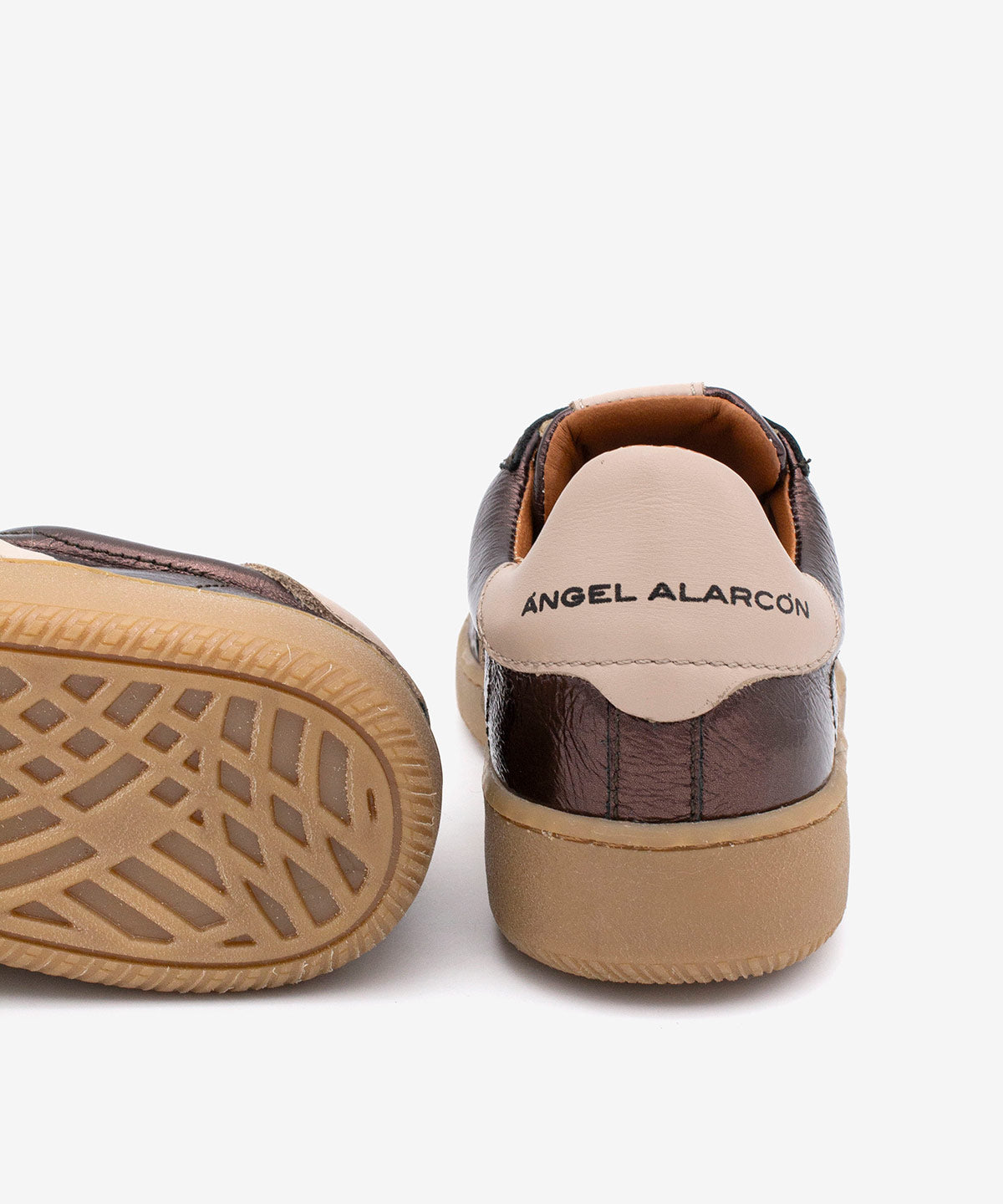DEBORAH - Sneakers de mujer retro elegantes de piel metalizada – Talla 40 – Ángel Alarcón