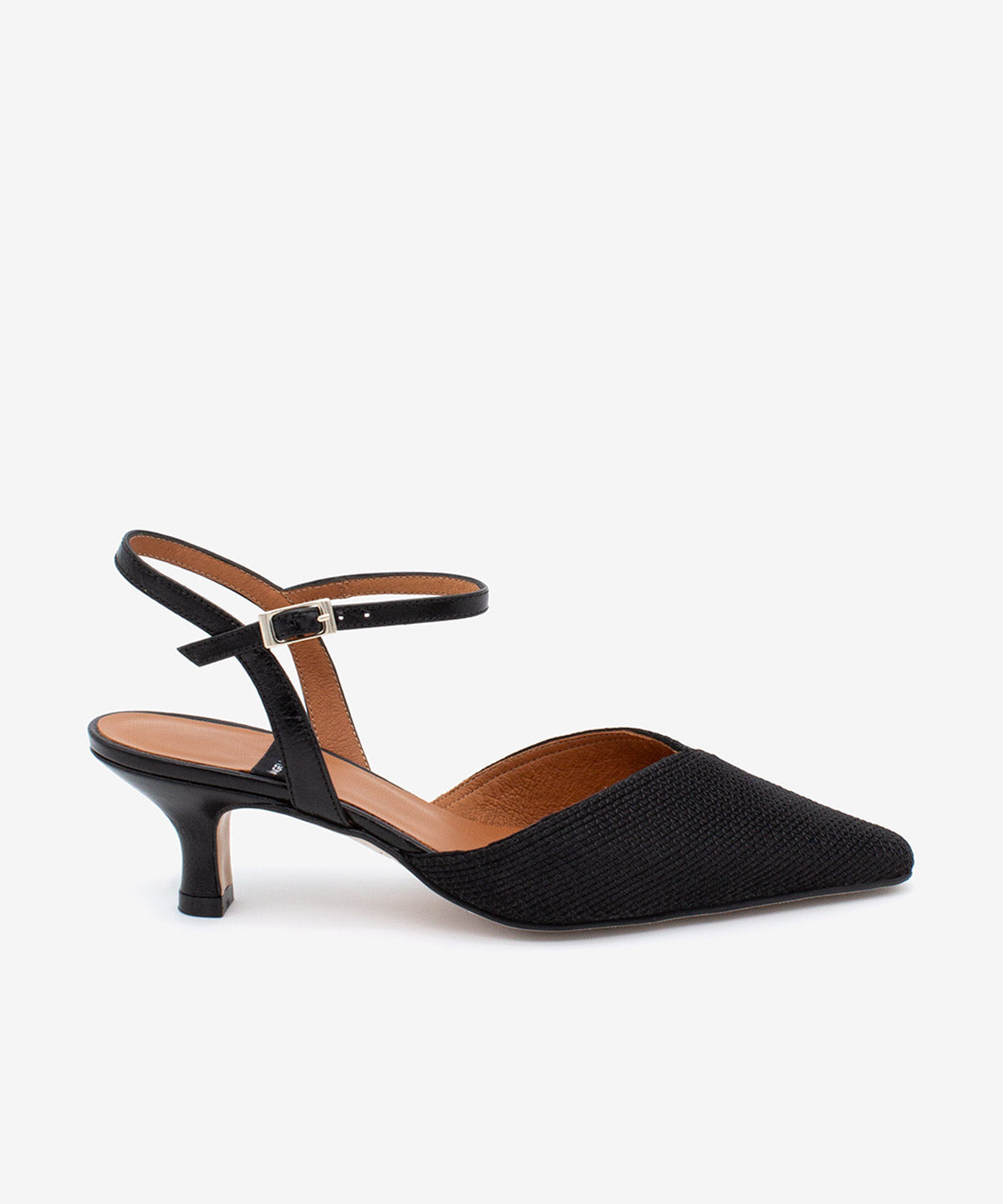 EMILIA – Salón con talón descubierto sujeto al tobillo con tacón bajo – negro – Talla 35 – Ángel Alarcón