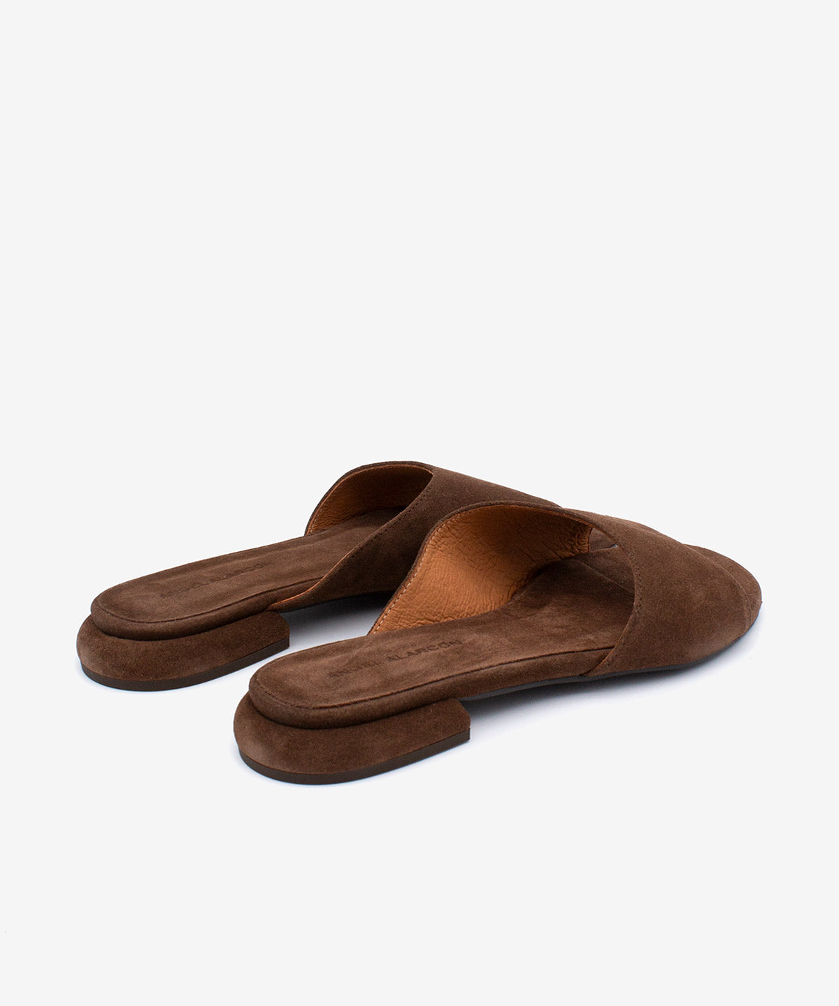 LUCIA – Mule abierta de tacón bajo de serraje – marrón oscuro – Talla 37 – Ángel Alarcón