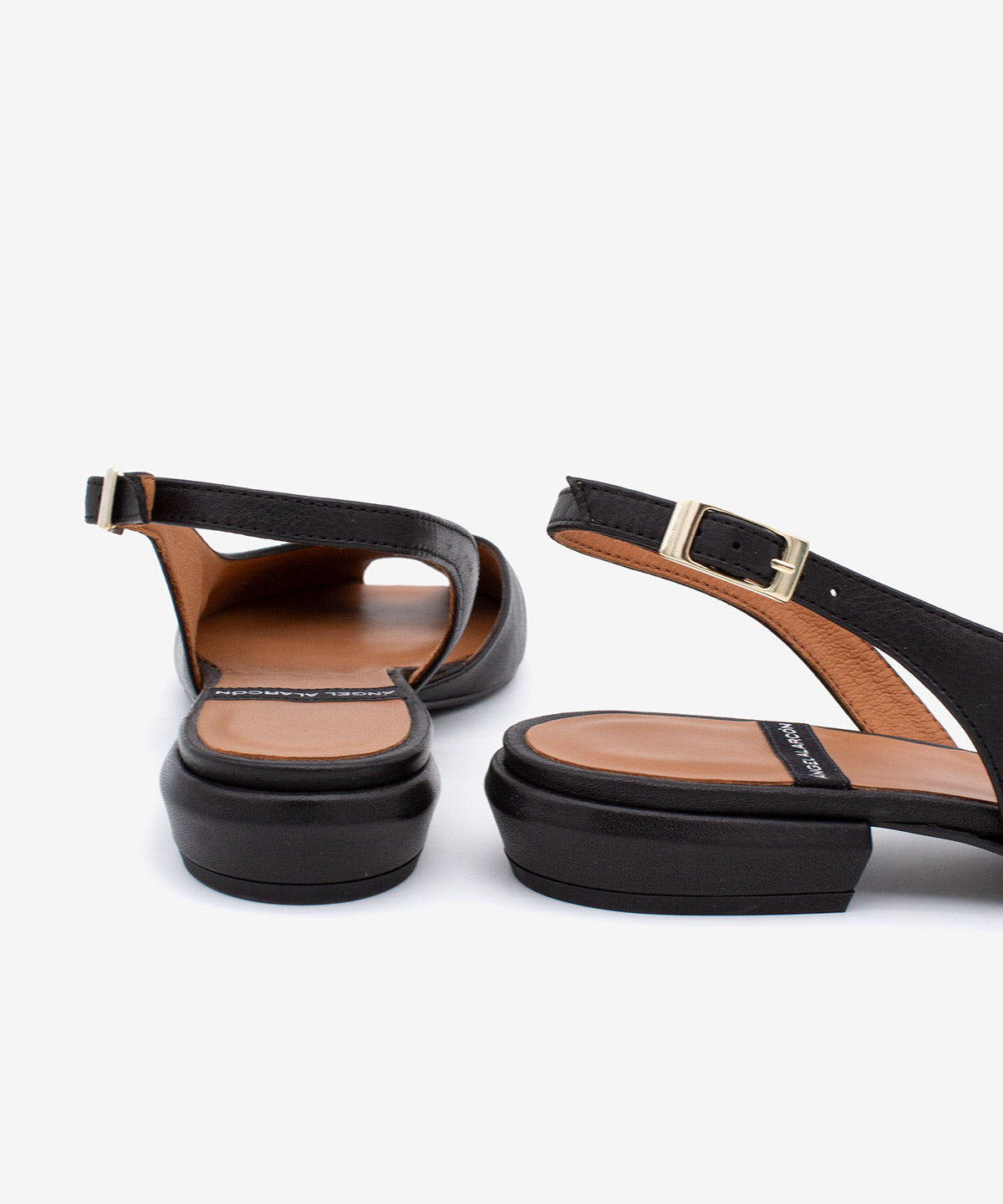 MATILDE – Bailarina destalonada peep toe de piel grano suave - Zapatos Negros - Zapatos de mujer Ángel Alarcón - Women Shoes 2026