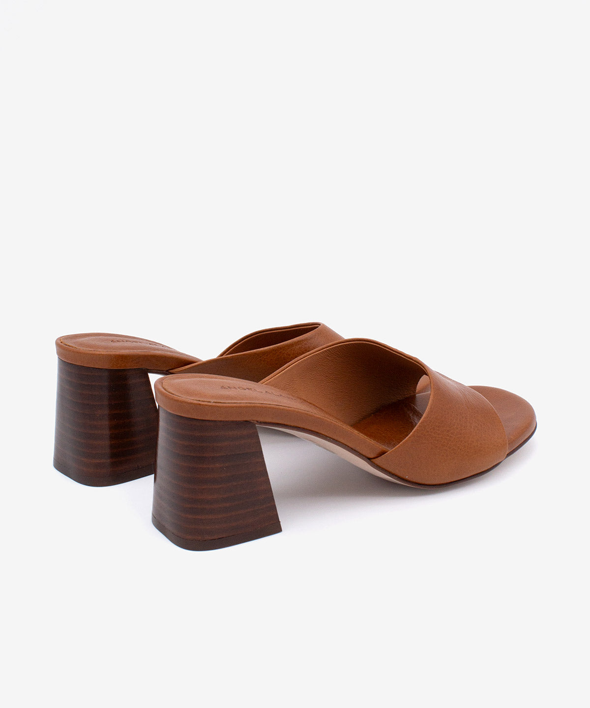 PATRIZIA – Mule de piel natura con tacón alto ancho efecto madera – marrón – Talla 38 – Ángel Alarcón