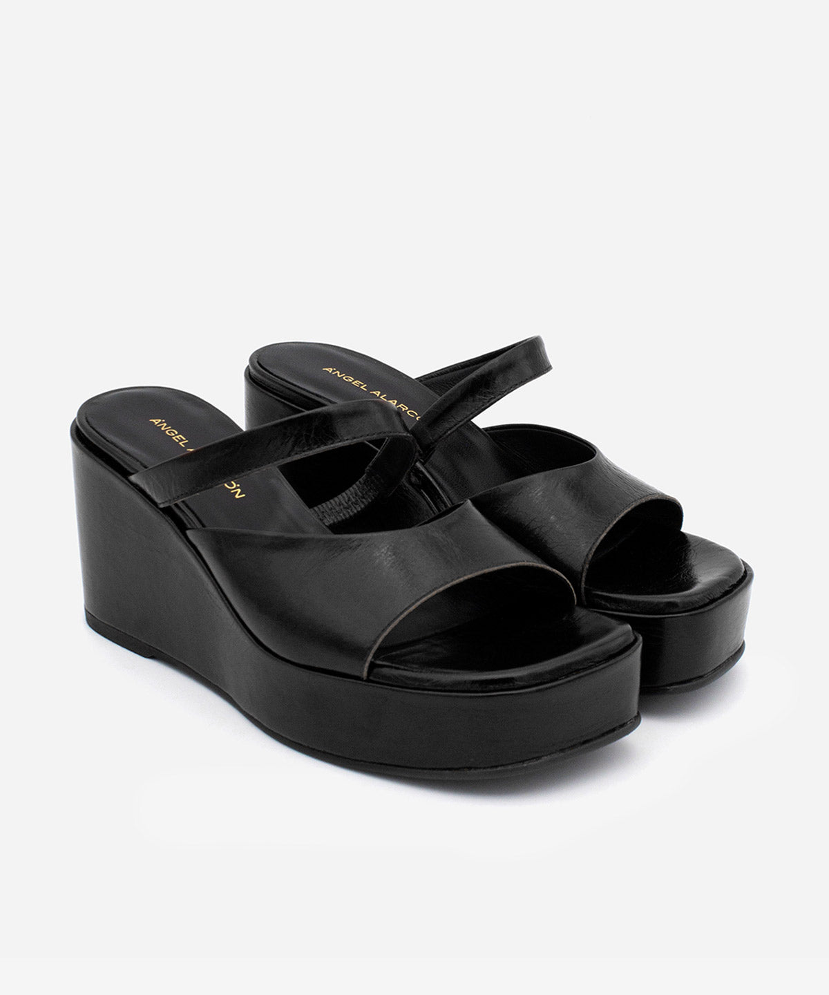 NICOLETTA – Mule de plataforma de cuña con pala doble de piel texturizada – Talla 36 – Ángel Alarcón