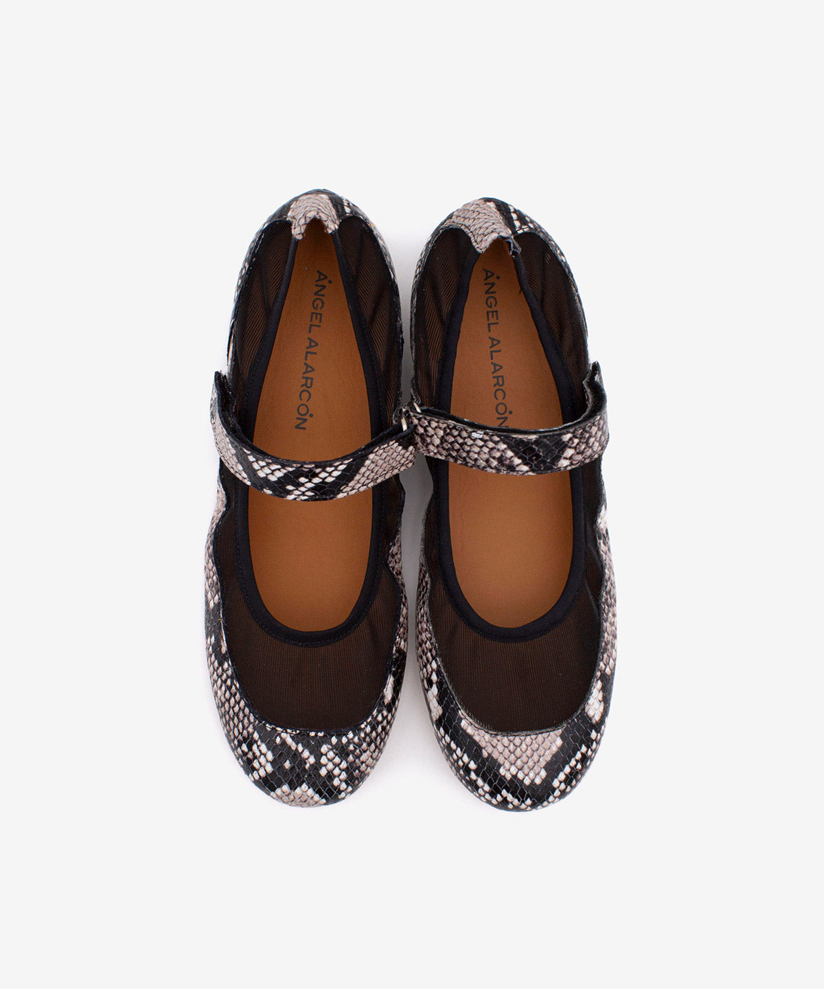 GINNA – Merceditas sneakerinas modernas y cómodas de piel print snake – negro – Talla 38 – Ángel Alarcón