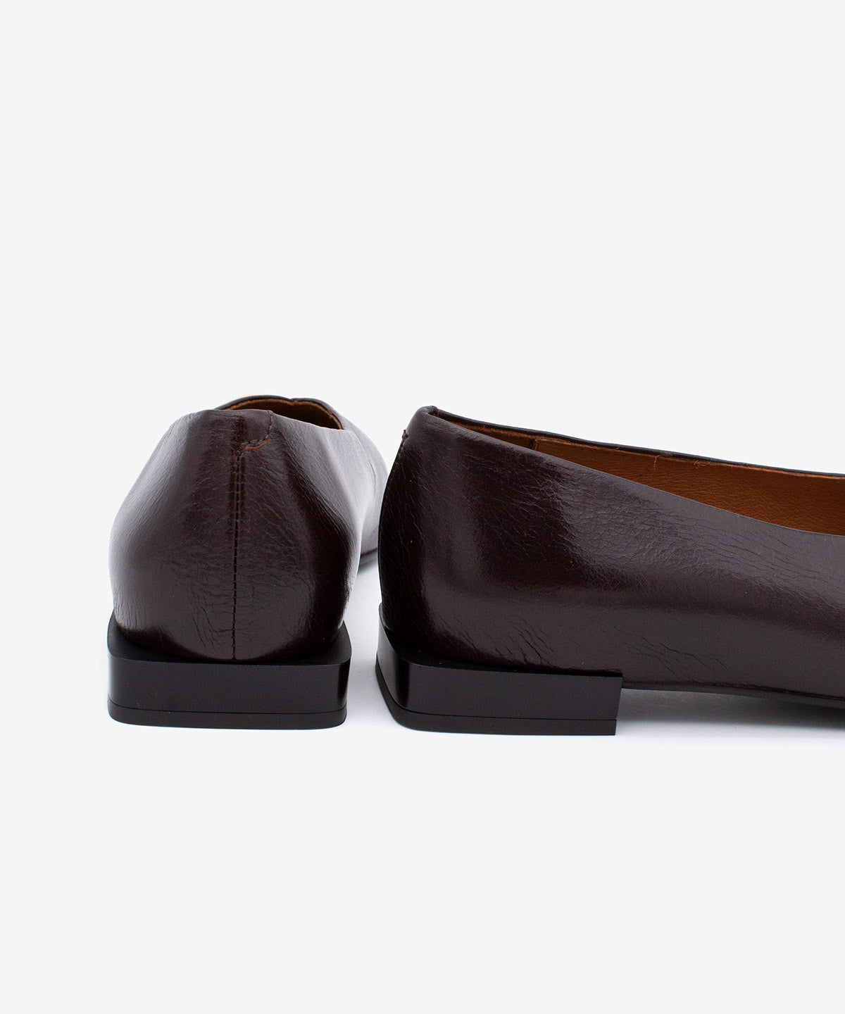 ASTRID - Salón de tacón ancho con ajuste elástico de piel texturizada - Zapatos m. oscuro - Zapatos de mujer Ángel Alarcón - Women Shoes 2026