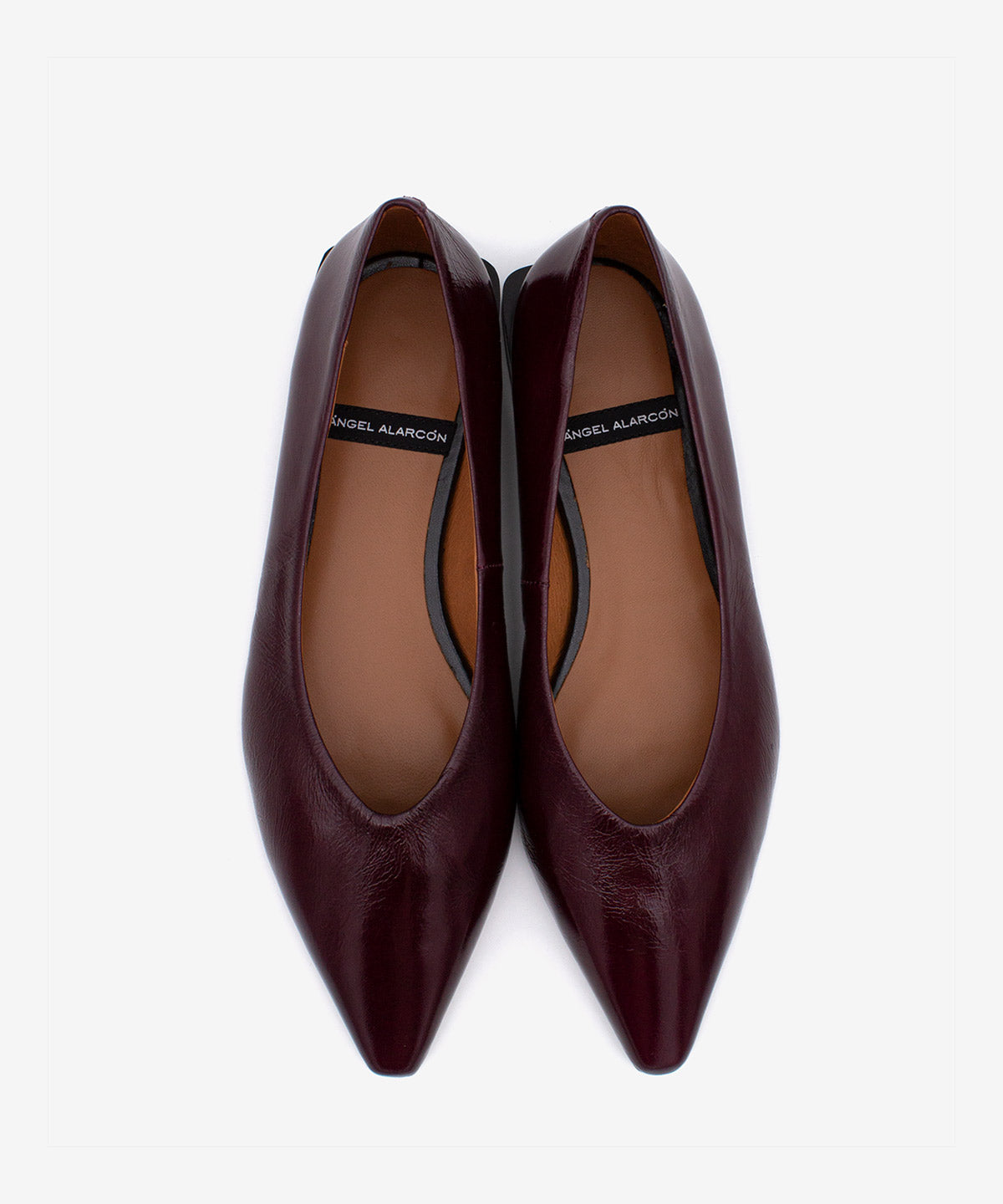 NAYU - Bailarina de puntera fina con piel texturizada brillante - Zapatos morados - Zapatos de mujer Ángel Alarcón - Women Shoes 2026