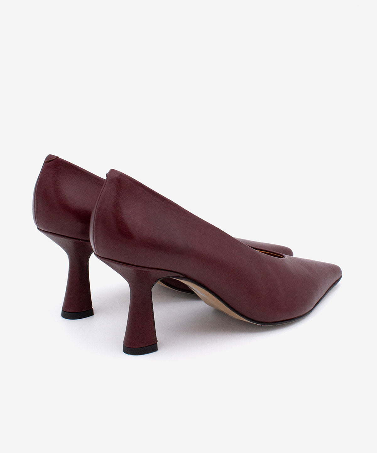 DAVINA - Zapato de salón de tacón alto con escote en V en piel lisa - Zapatos Nude - beige - Zapatos de mujer Ángel Alarcón - Women Shoes 2026