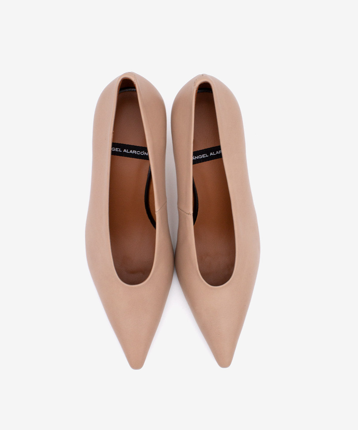 DAVINA - Zapato de salón de tacón alto con escote en V en piel lisa - Zapatos Nude - beige - Zapatos de mujer Ángel Alarcón - Women Shoes 2026