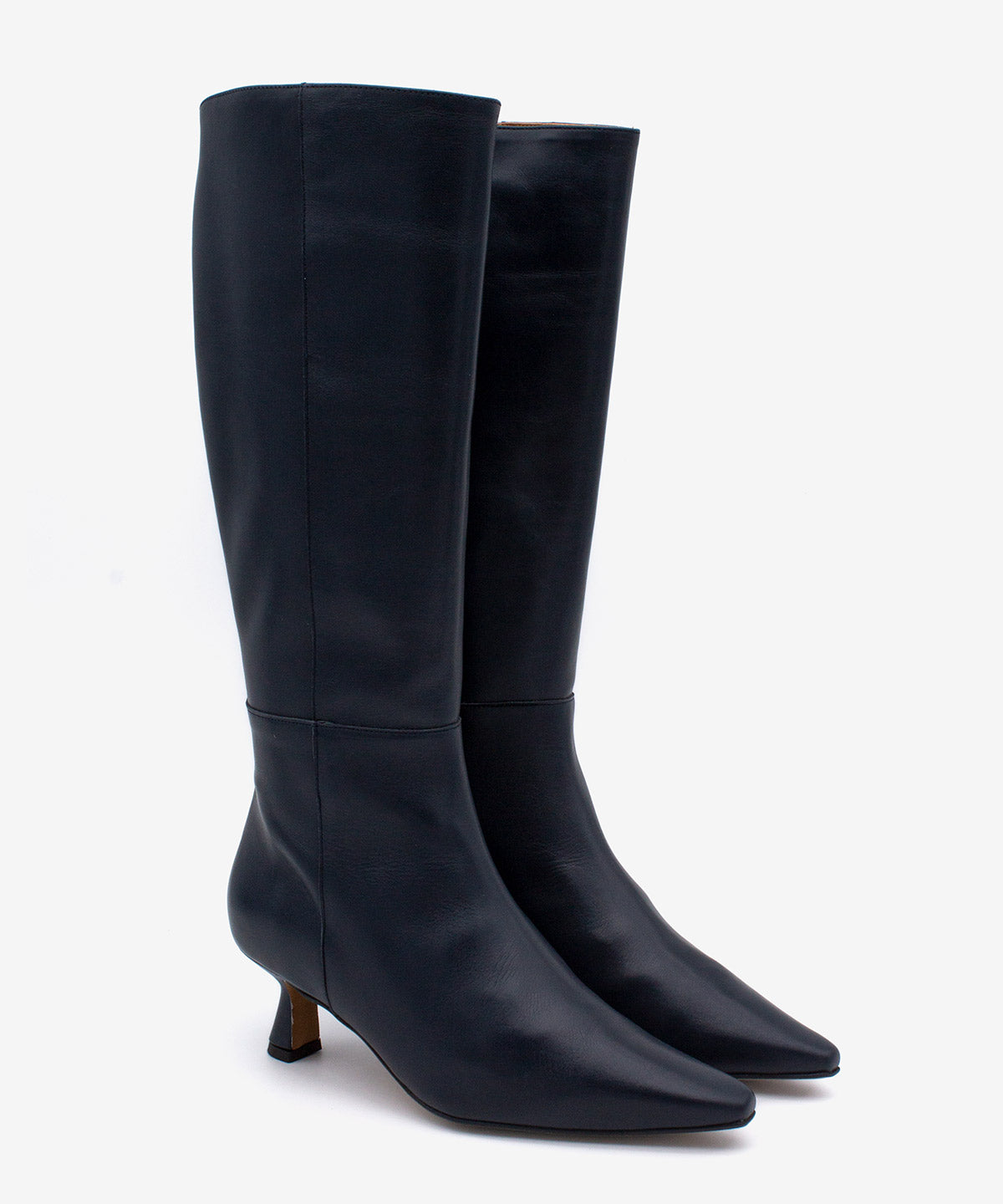 GEORGIA - Bota alta de tacón bajo con puntera fina de piel lisa - Zapatos azul oscuro - Zapatos de mujer Ángel Alarcón - Women Shoes 2026