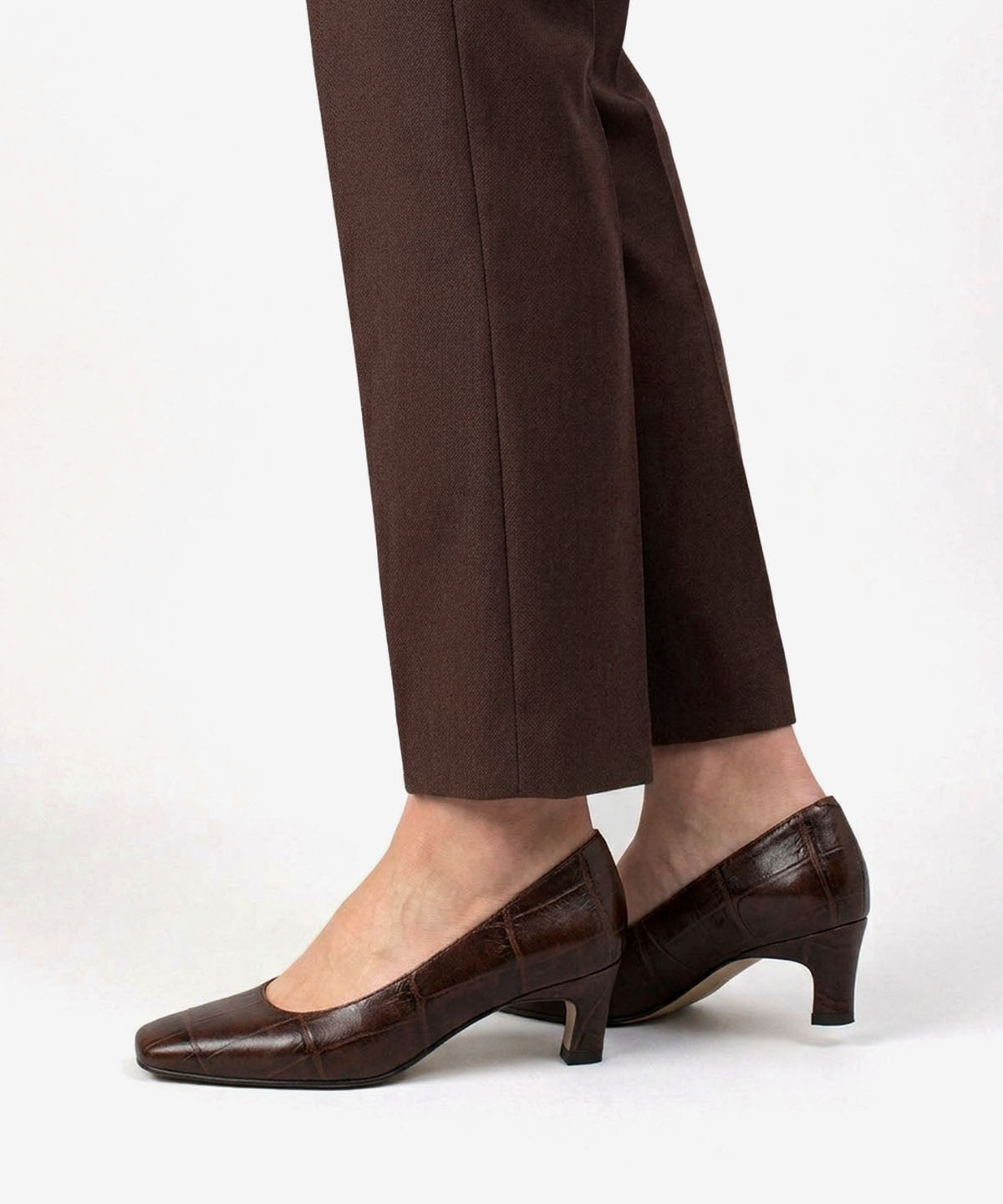 AMARIS - Zapatos de salón con tacón bajo cómodos de piel print croco - Zapatos m. oscuro - Zapatos de mujer Ángel Alarcón - Women Shoes 2026