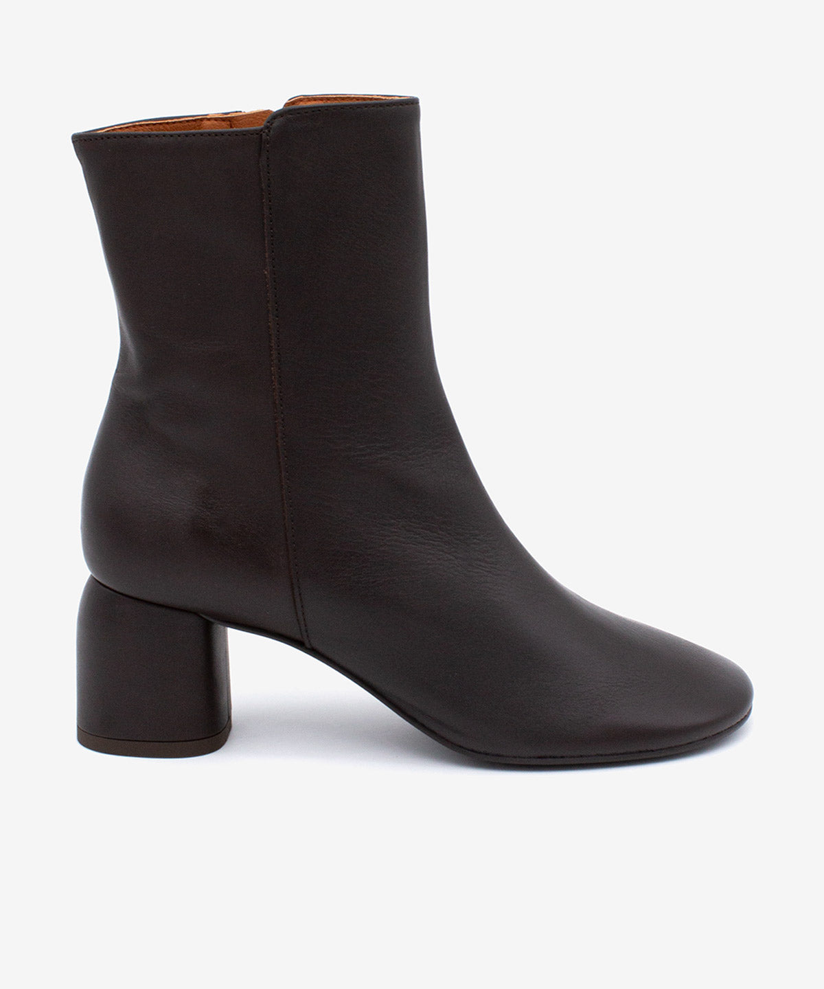 MURIELLE - Botín de mujer de tacón de diseño con puntera redonda de piel suave - Zapatos m. oscuro - Zapatos de mujer Ángel Alarcón - Women Shoes 2026