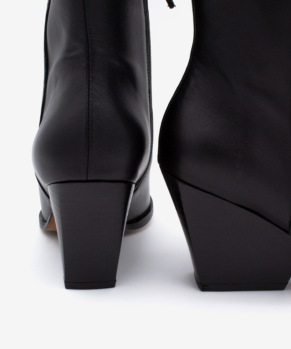 MIRETTE - Botín western de tacón ancho en piel lisa - Zapatos de mujer Ángel Alarcón - 2026 Women Shoes
