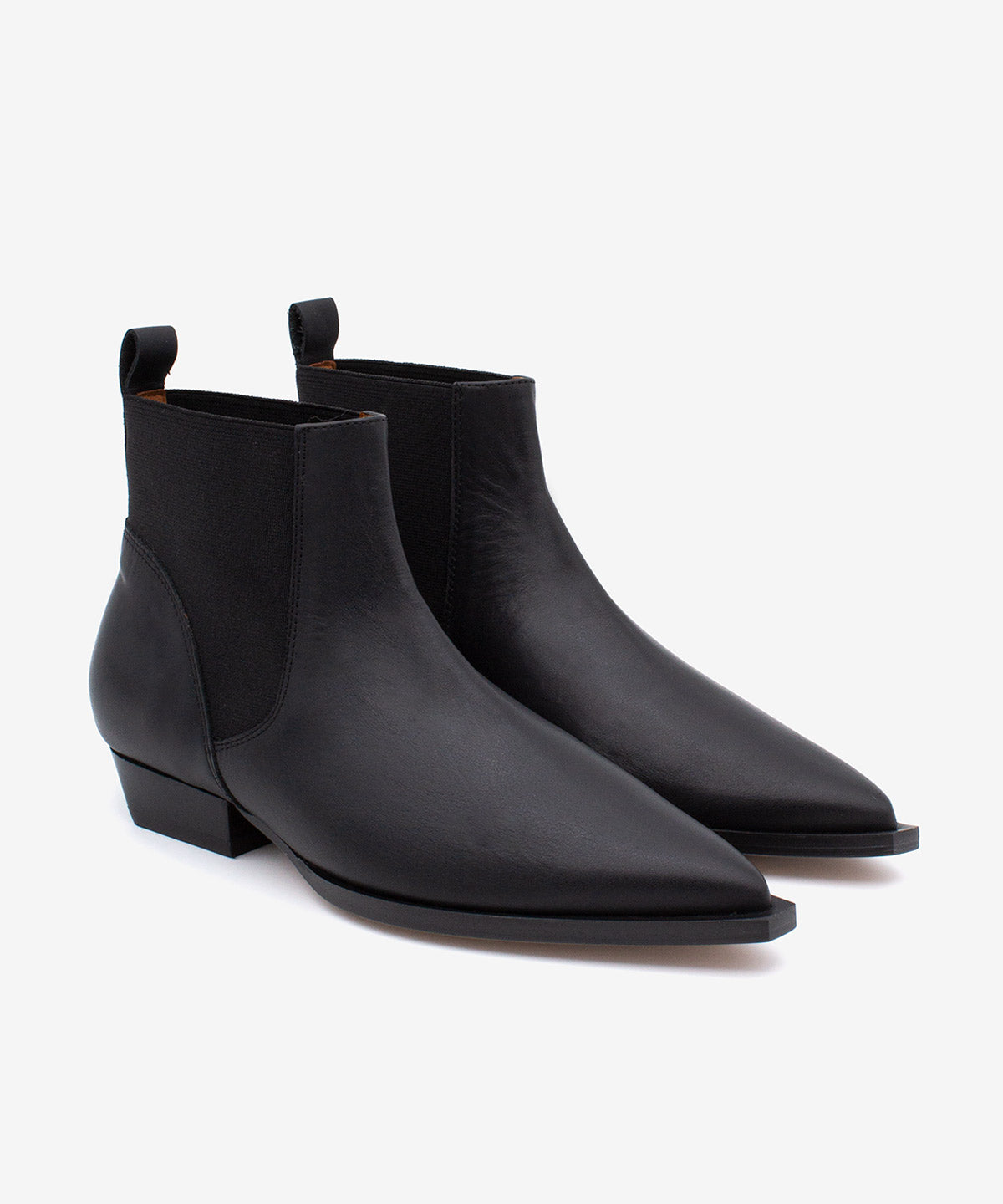 NEGADE - Botín chelsea de tacón bajo en piel lisa - Zapatos Negros - Zapatos de mujer Ángel Alarcón - Women Shoes 2026