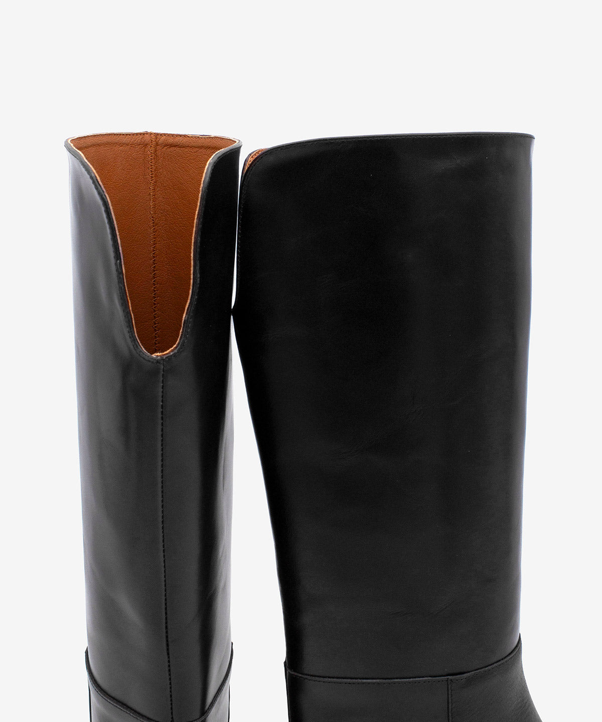 EMIRA - Bota alta de estilo western con puntera fina en piel lisa semibrillo - Zapatos Negros - Zapatos de mujer Ángel Alarcón - Women Shoes 2026
