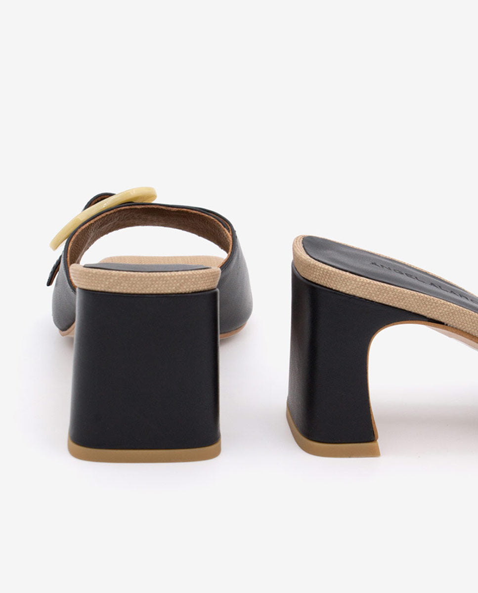 JELKE – Mule de piel con hebilla carey y tacón ancho – camel – Talla 41 – Ángel Alarcón