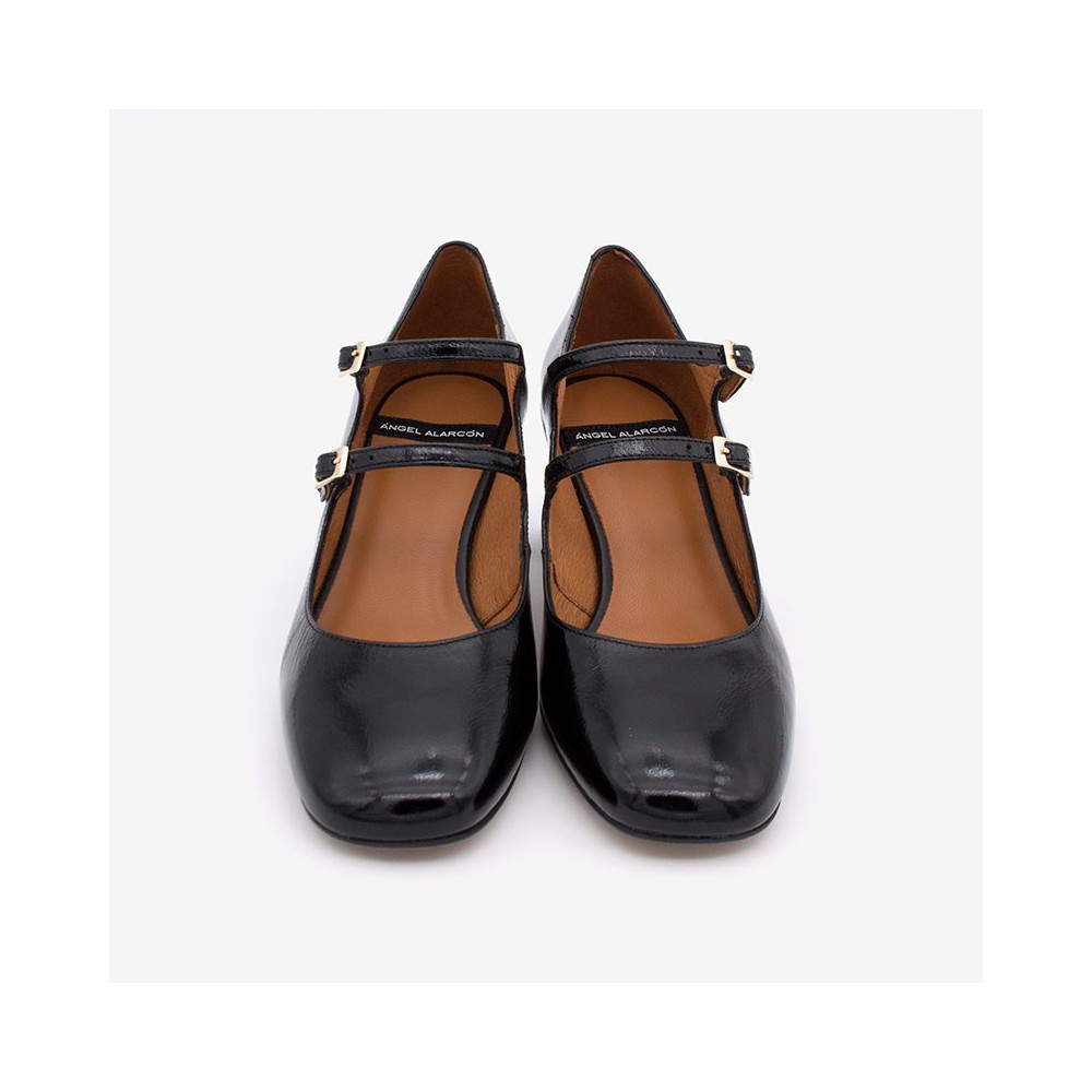 AMISE - Shiny leather low heel Mary Jane