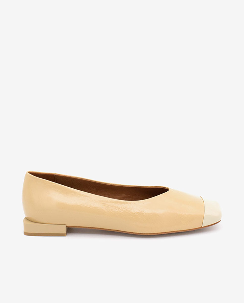 【美品】PELLICO FLAT PLAIN SHOES/36 キャメル TEROLA - 24006 - TEXTURED SKIN – Ángel Alarcón
