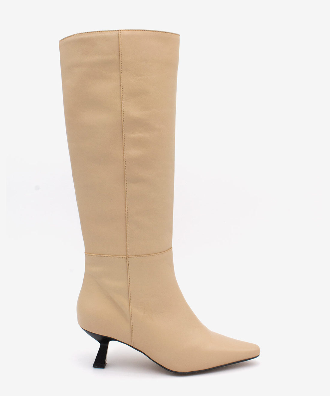 UMAY – Bota alta de piel con tacón bajo – Talla 35 – Ángel Alarcón