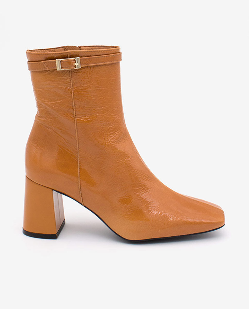 JANTAR - 23538 - TEXTURED SKIN – Ángel Alarcón