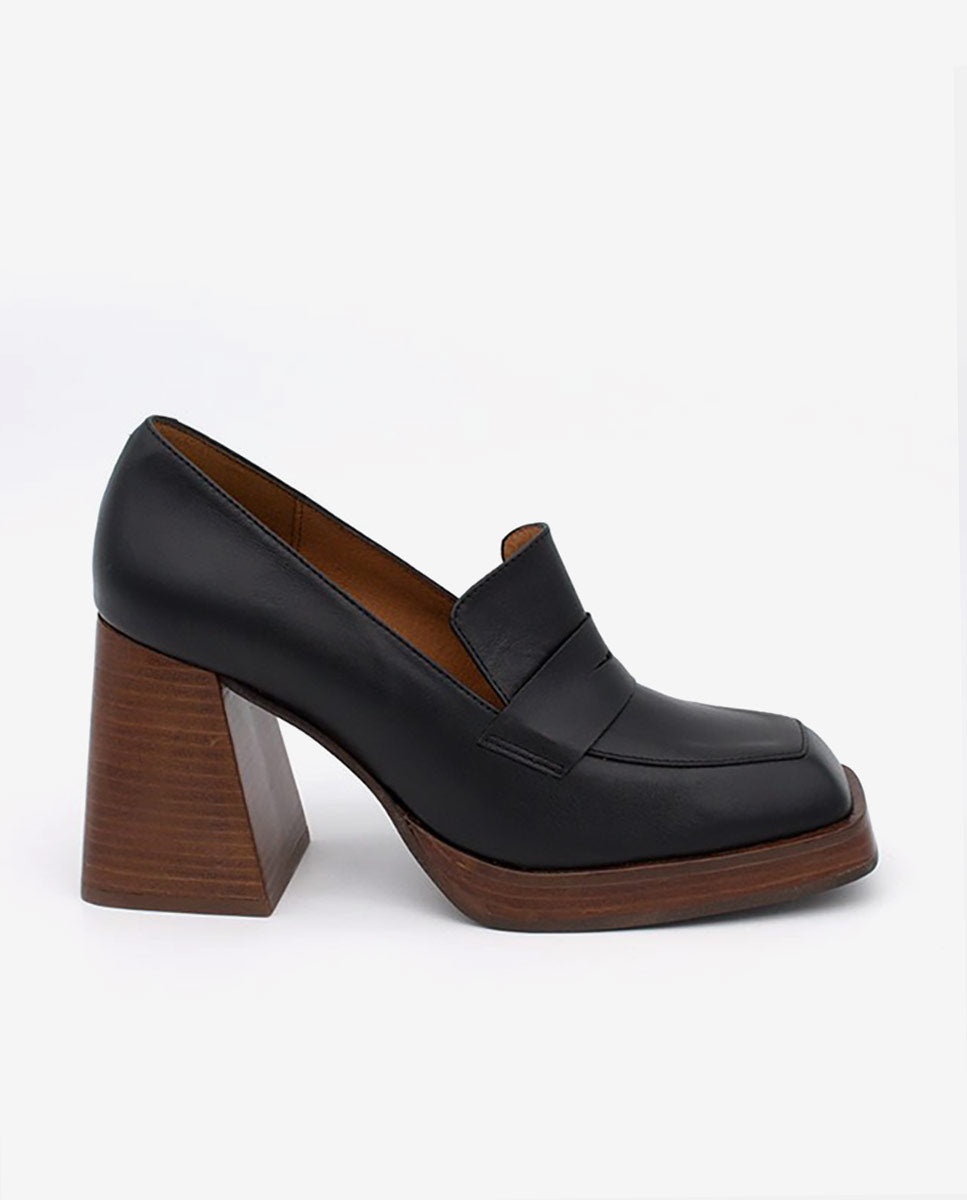 TULAR – Mocasín de piel con tacón alto, ancho y plataforma – negro – Talla 37 – Ángel Alarcón