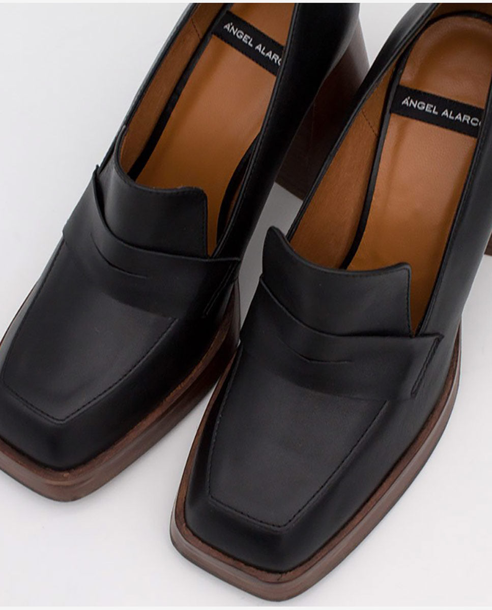 TULAR – Mocasín de piel con tacón alto, ancho y plataforma – negro – Talla 38 – Ángel Alarcón