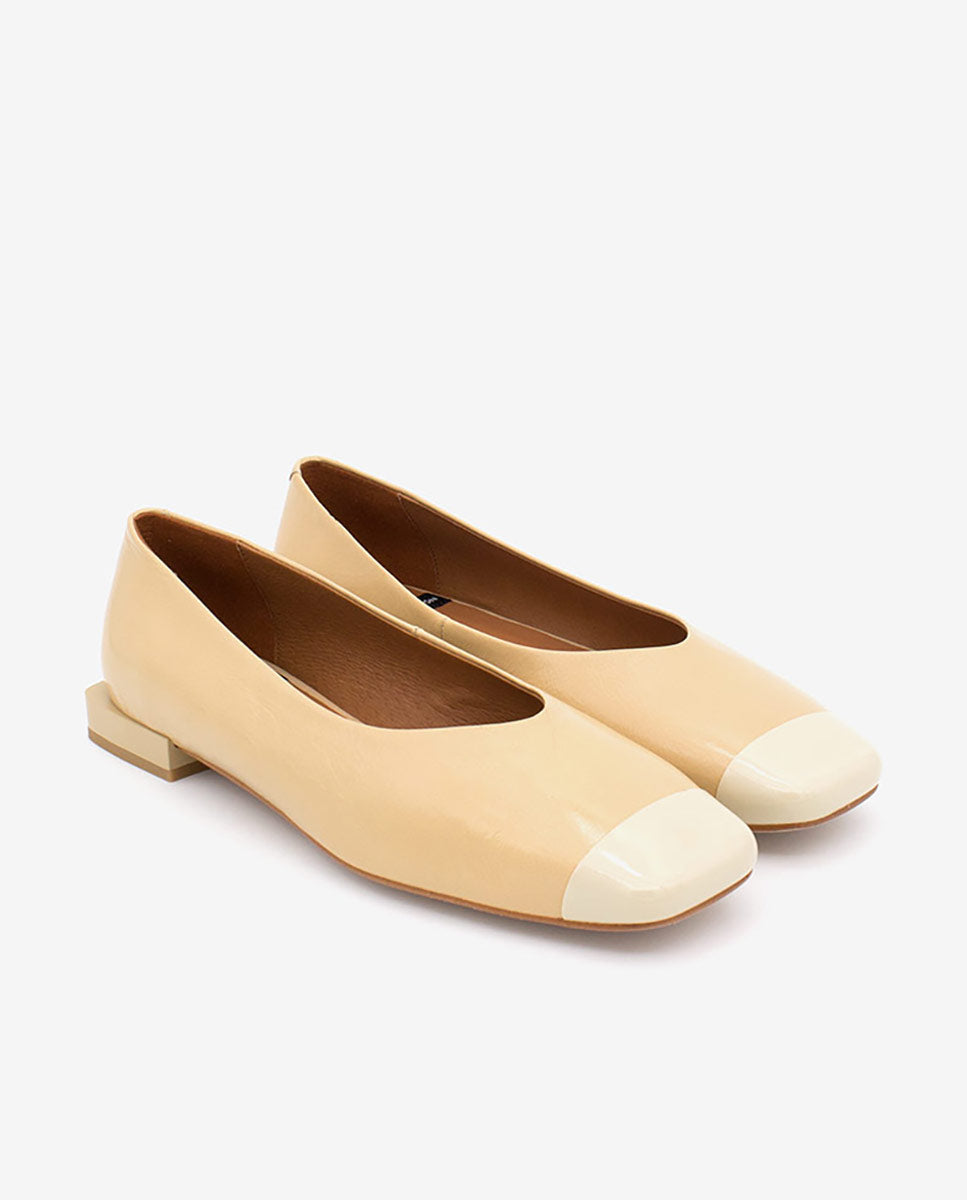 【美品】PELLICO FLAT PLAIN SHOES/36 キャメル TEROLA - 24006 - TEXTURED SKIN – Ángel Alarcón