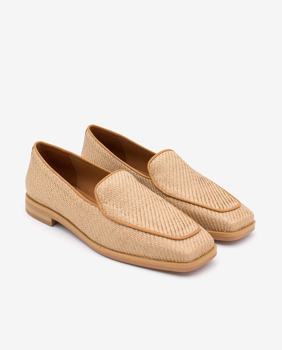 BAYAN – Mocasín de rafia y piel con puntera cuadrada – camel – Talla 36 – Ángel Alarcón