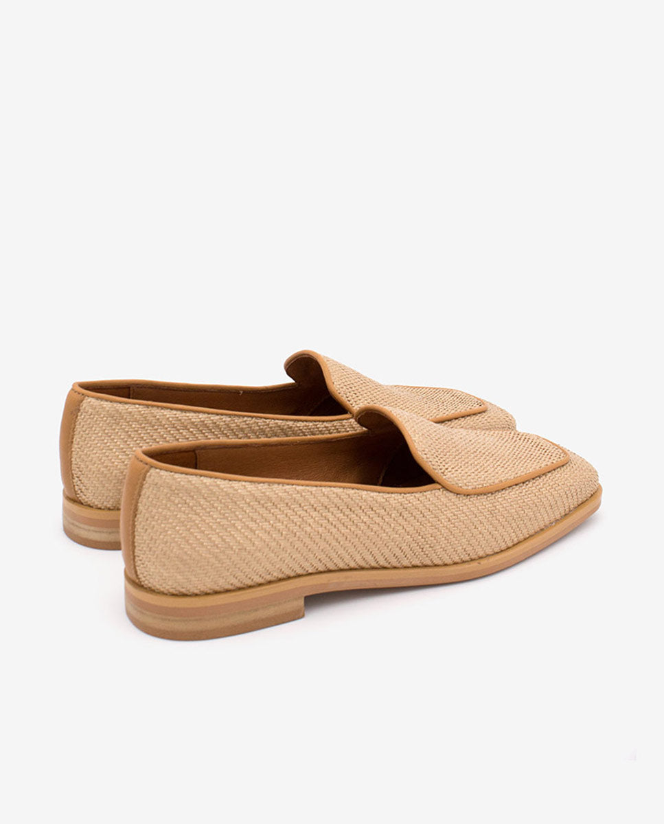 BAYAN – Mocasín de rafia y piel con puntera cuadrada – camel – Talla 36 – Ángel Alarcón