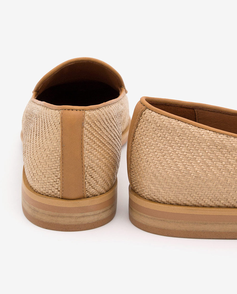 BAYAN – Mocasín de rafia y piel con puntera cuadrada – camel – Talla 37 – Ángel Alarcón