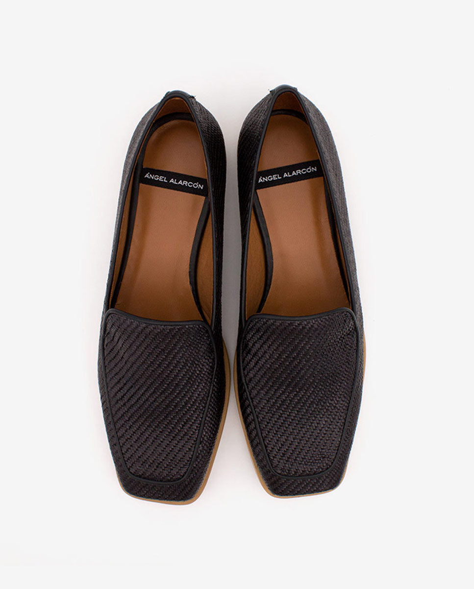 BAYAN – Mocasín de rafia y piel con puntera cuadrada – negro – Talla 39 – Ángel Alarcón
