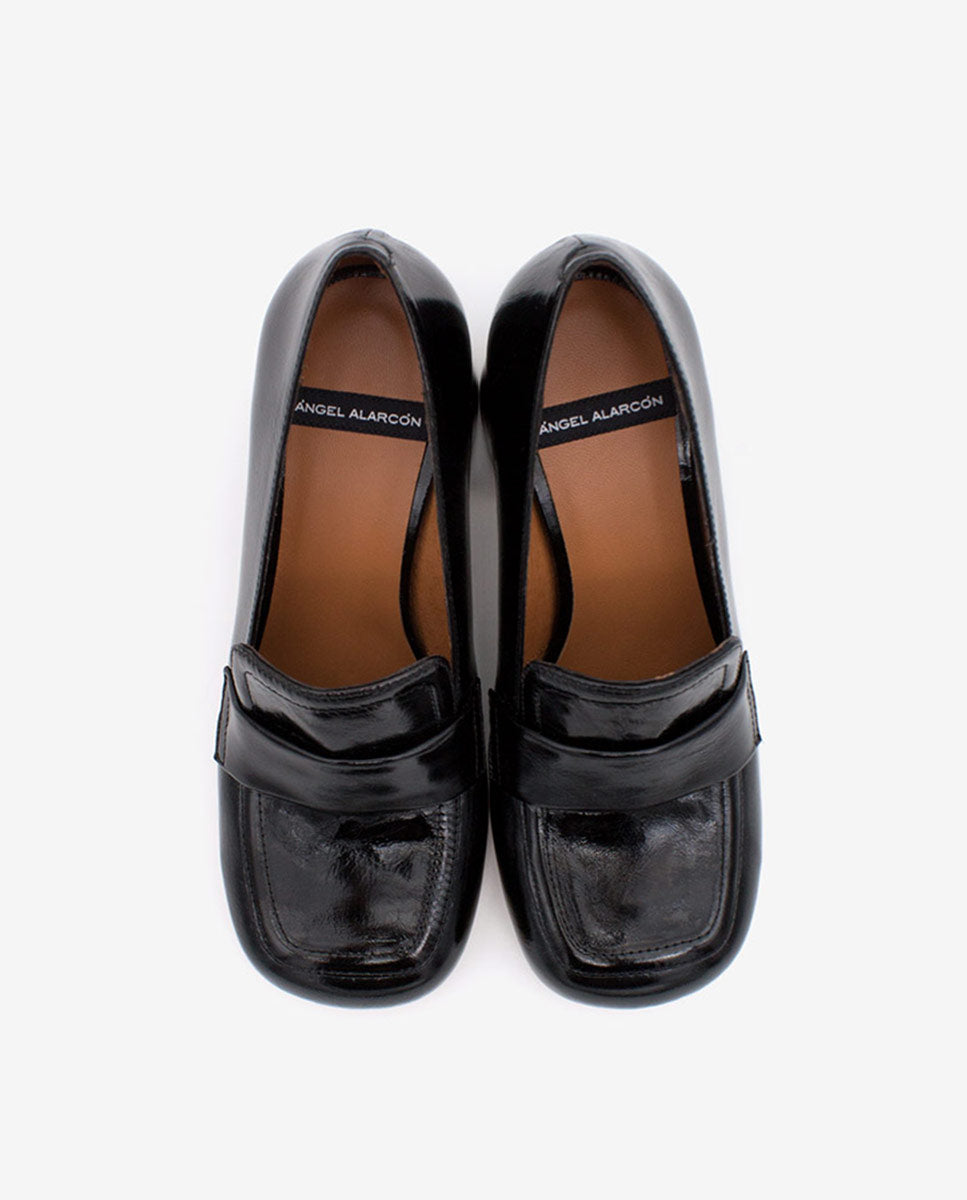 ABDUL – Mocasín de piel con punta redonda y tacón cómodo piel texturizada – negro – Talla 37 – Ángel Alarcón